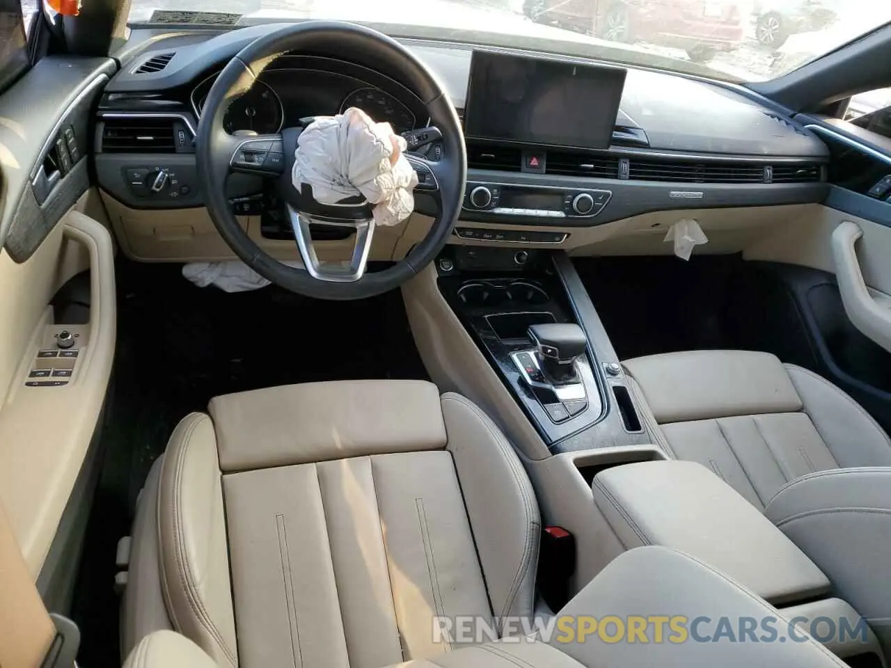 8 fotografías del automóvil dañado WAUDACF57RA048442 AUDI A5 2024