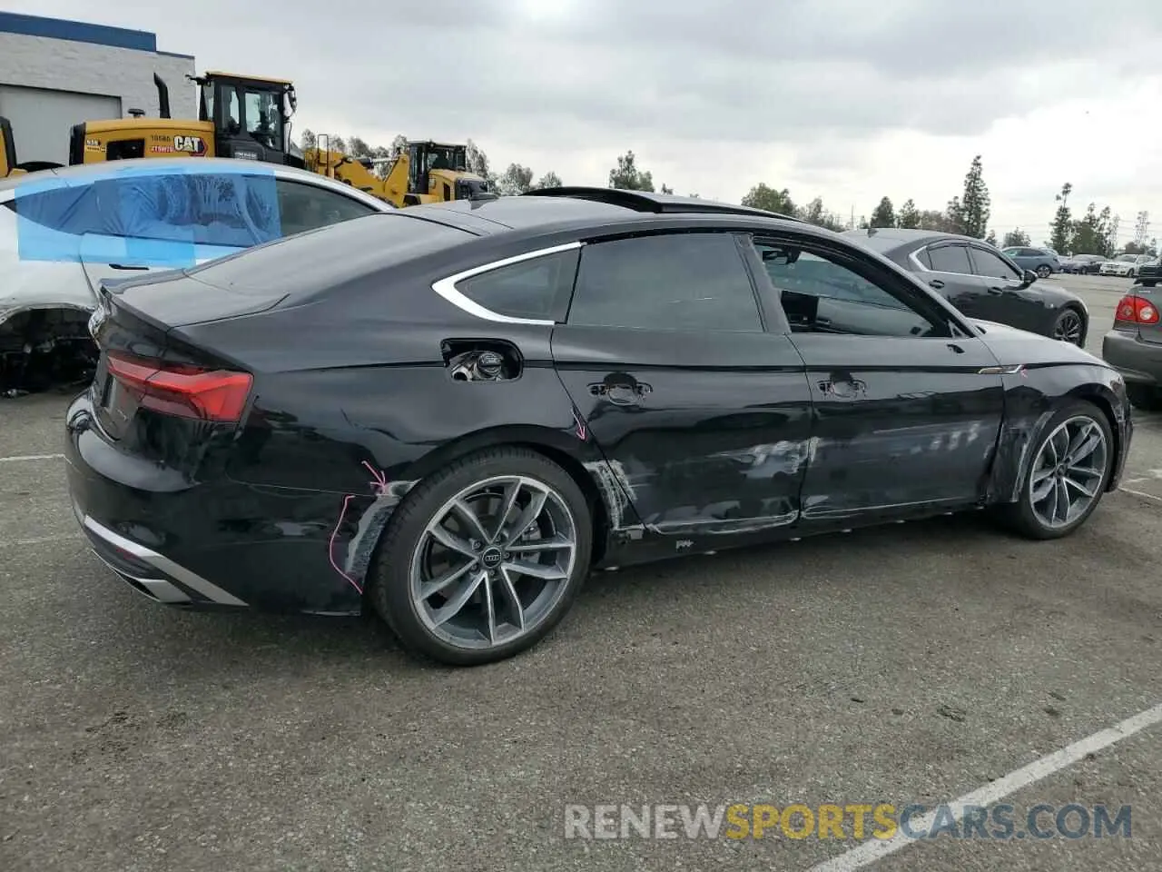 3 fotografías del automóvil dañado WAUDACF58RA109443 AUDI A5 2024