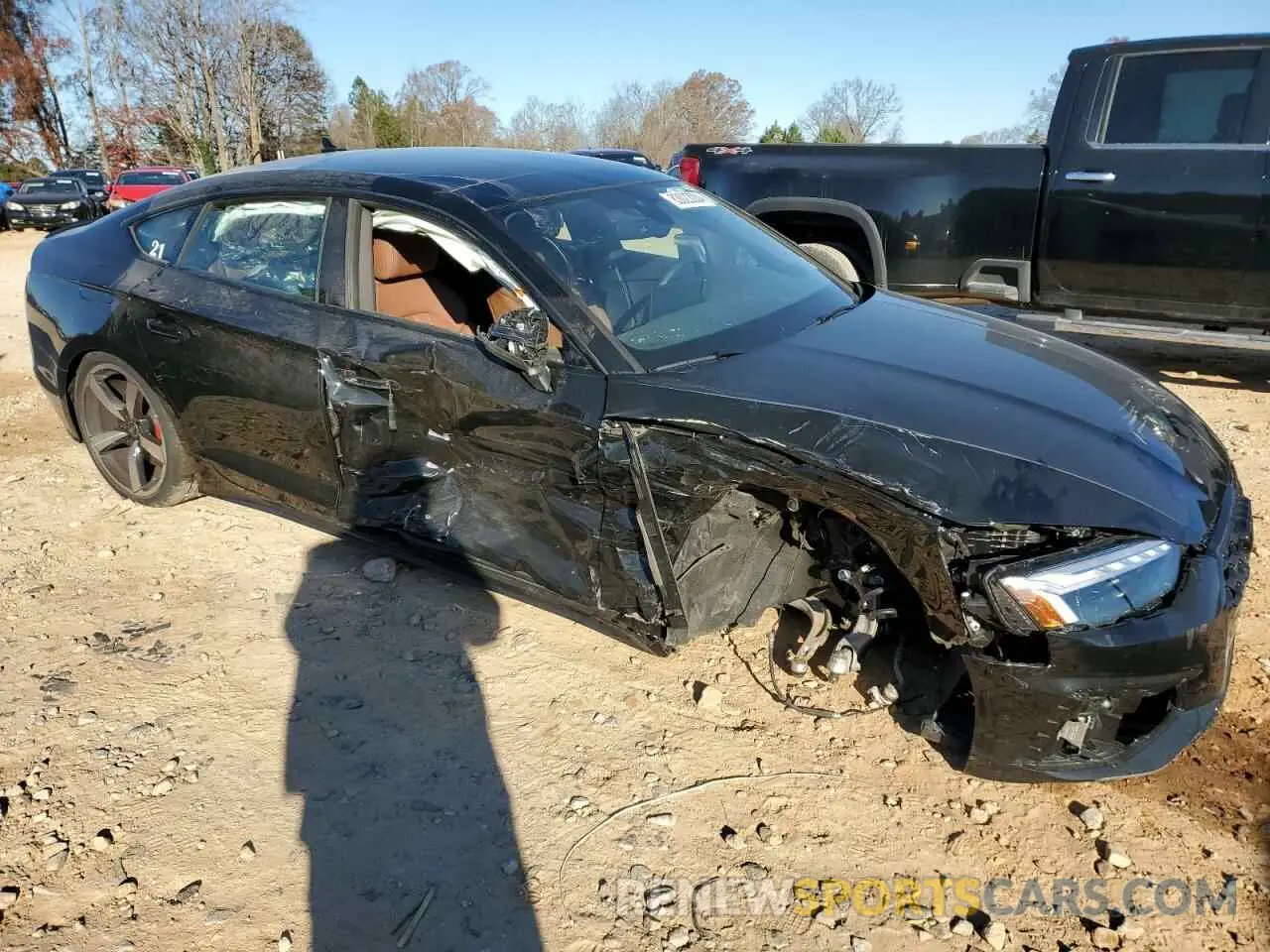 4 fotografías del automóvil dañado WAUFACF51RA090078 AUDI A5 2024