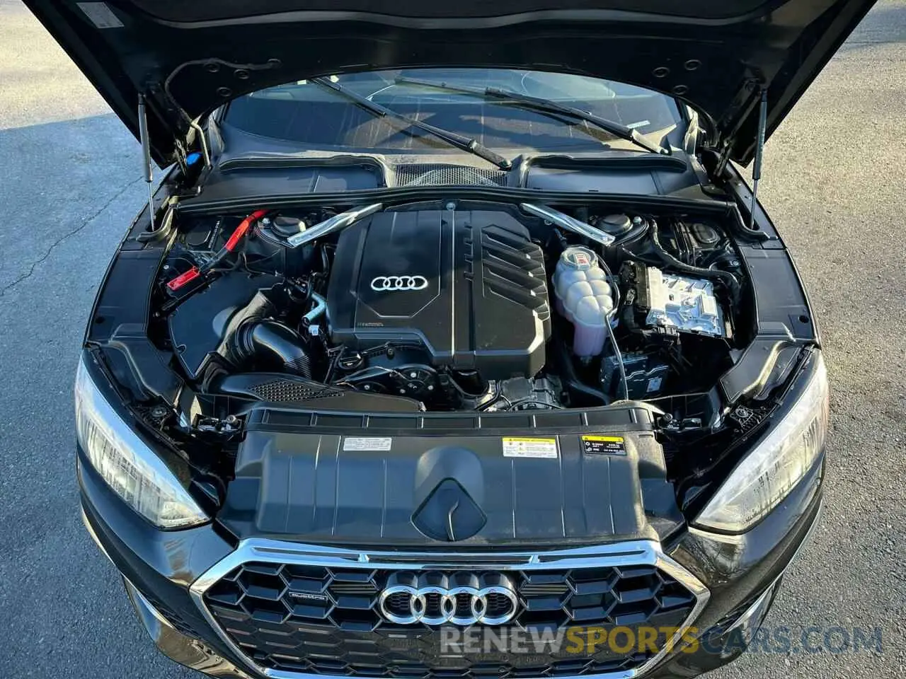 5 fotografías del automóvil dañado WAUFACF51RA090548 AUDI A5 2024