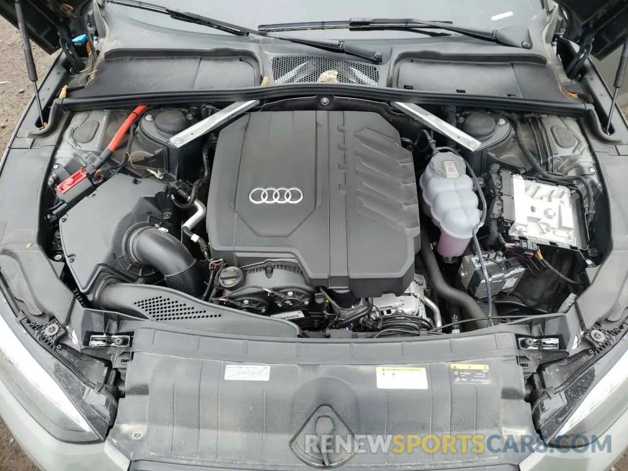 11 fotografías del automóvil dañado WAUFACF52RA103095 AUDI A5 2024
