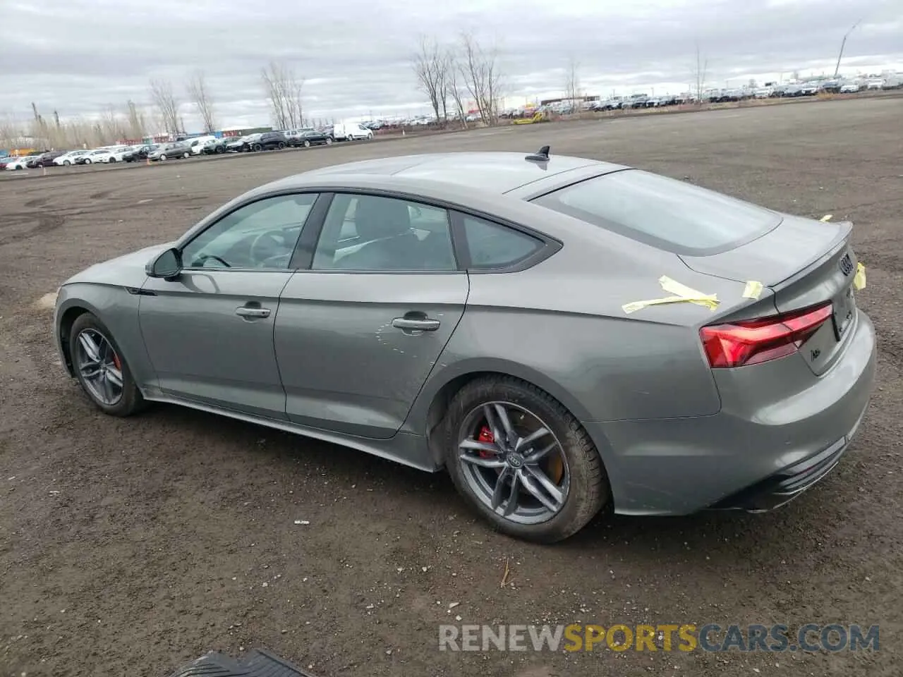 2 fotografías del automóvil dañado WAUFACF52RA103095 AUDI A5 2024