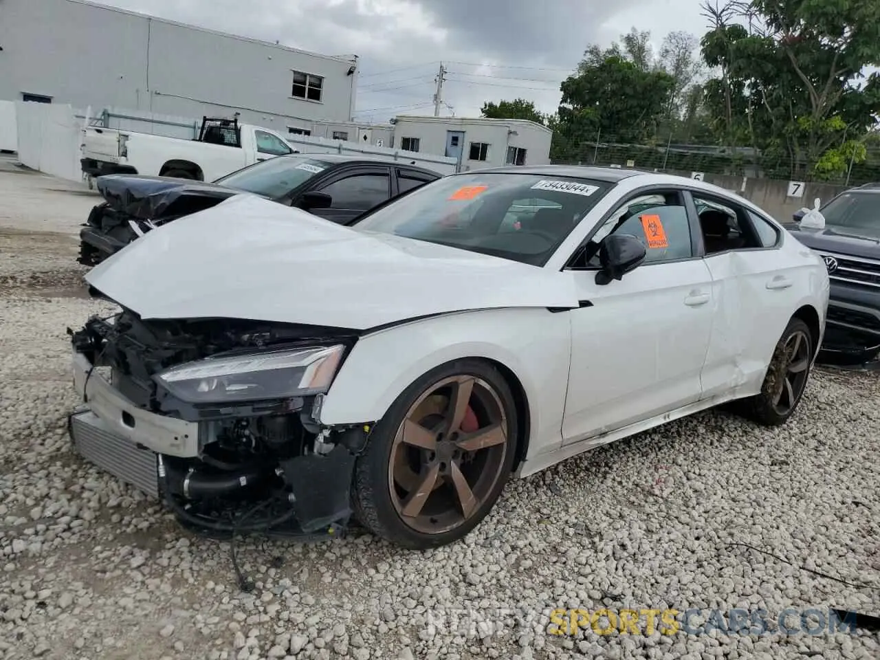 1 fotografías del automóvil dañado WAUFACF55RA083120 AUDI A5 2024