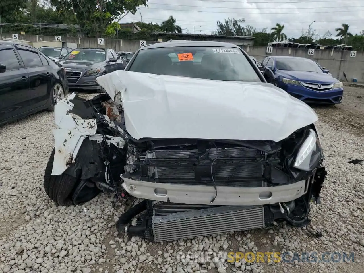 5 fotografías del automóvil dañado WAUFACF55RA083120 AUDI A5 2024