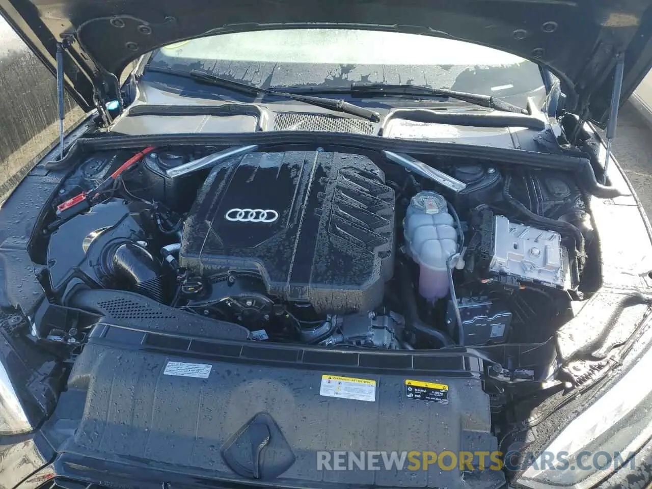11 fotografías del automóvil dañado WAUFACF5XRA034625 AUDI A5 2024