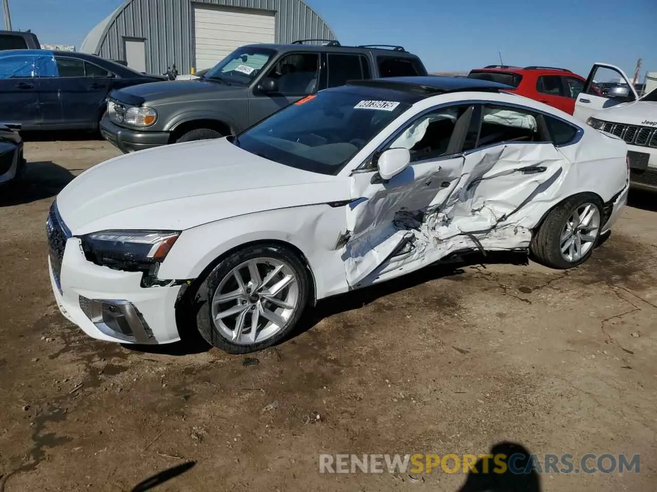 1 fotografías del automóvil dañado WAUFACF5XRA088376 AUDI A5 2024