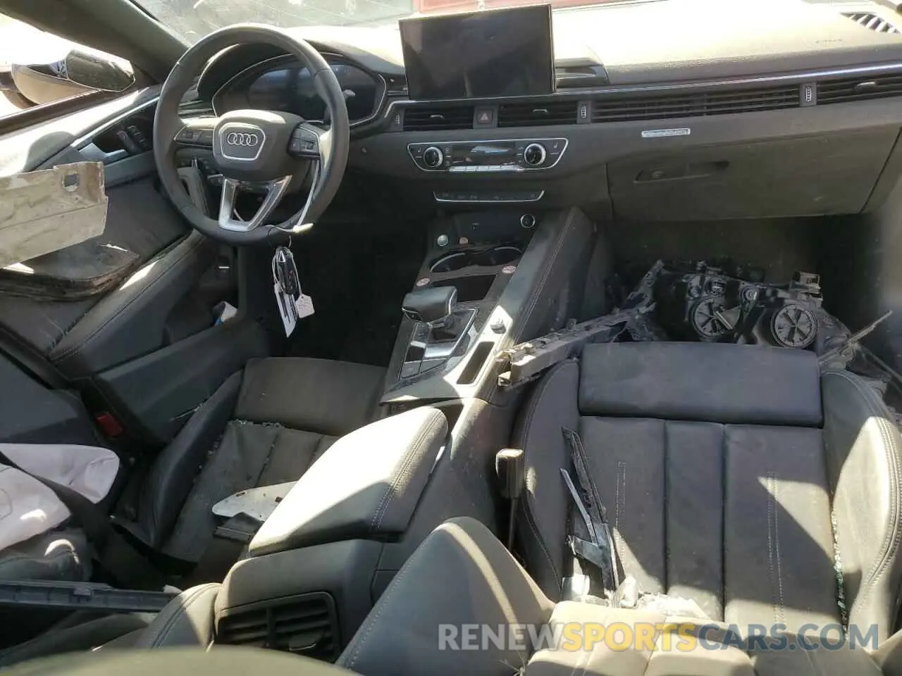 8 fotografías del automóvil dañado WAUFACF5XRA088376 AUDI A5 2024