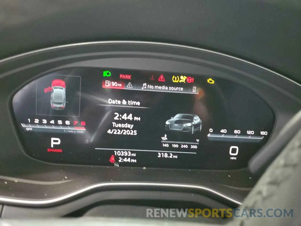 9 fotografías del automóvil dañado WAUDACF51SA010324 AUDI A5 2025