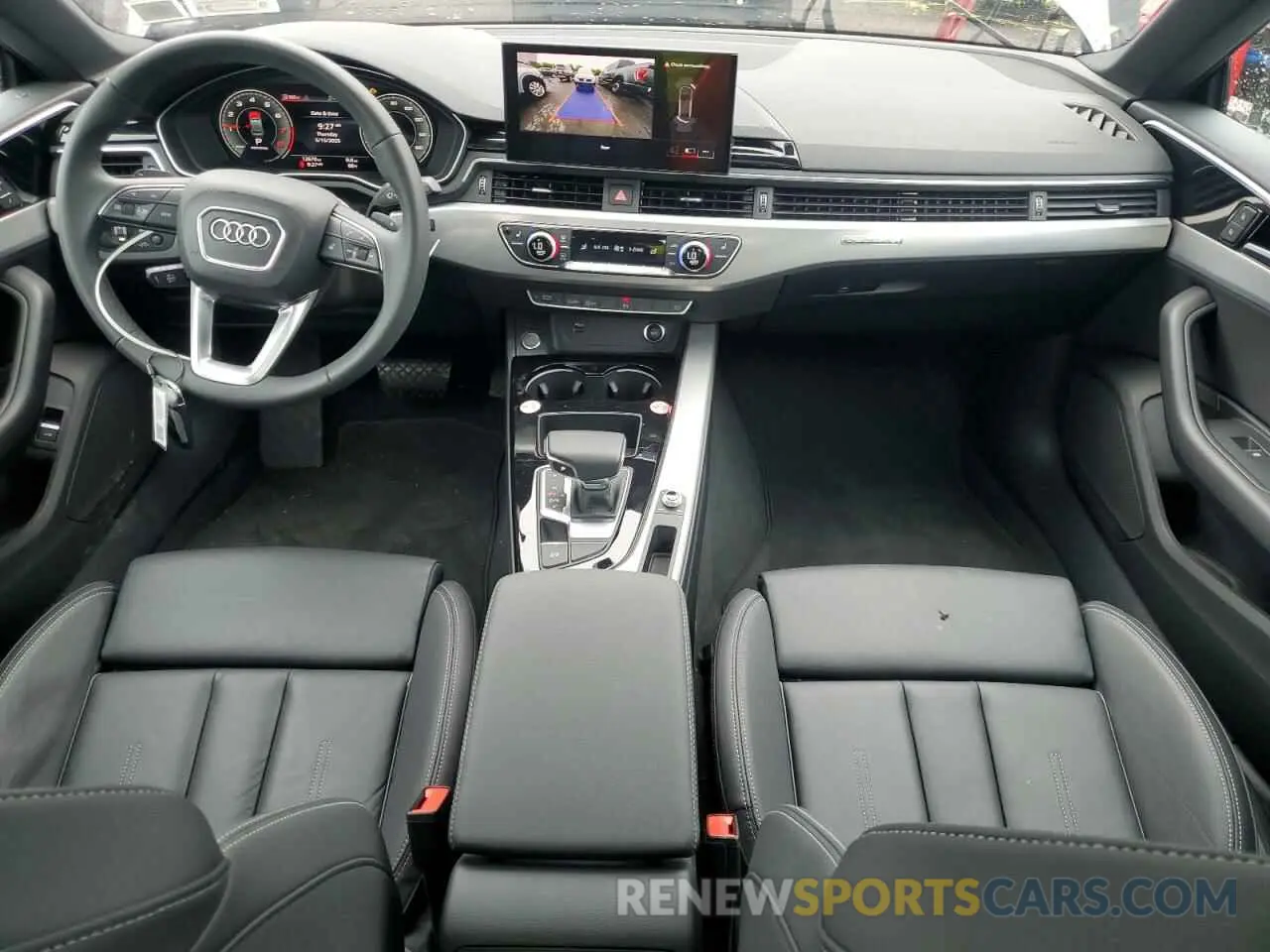 8 fotografías del automóvil dañado WAUDACF53SA005299 AUDI A5 2025