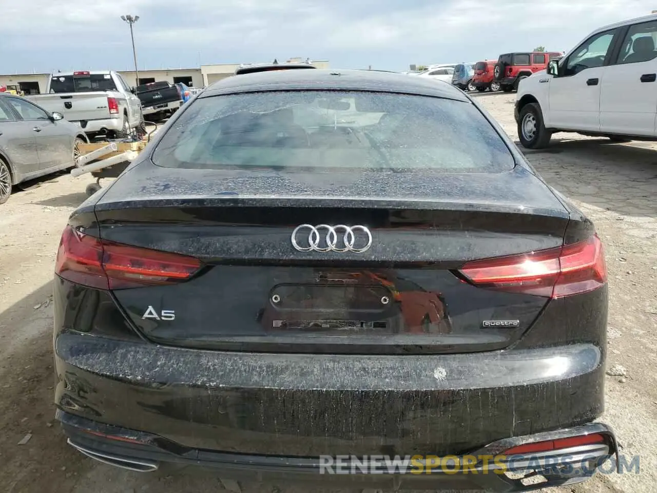 6 fotografías del automóvil dañado WAUDACF58SA008599 AUDI A5 2025