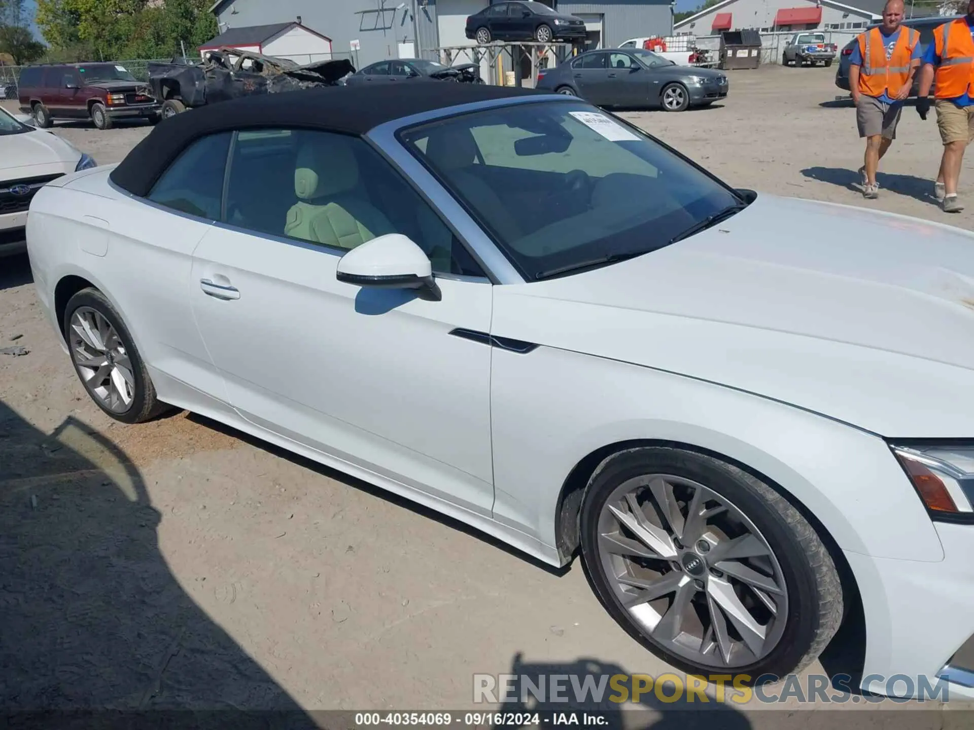 14 fotografías del automóvil dañado WAUWNGF57LN003389 AUDI A5 CABRIOLET 2020