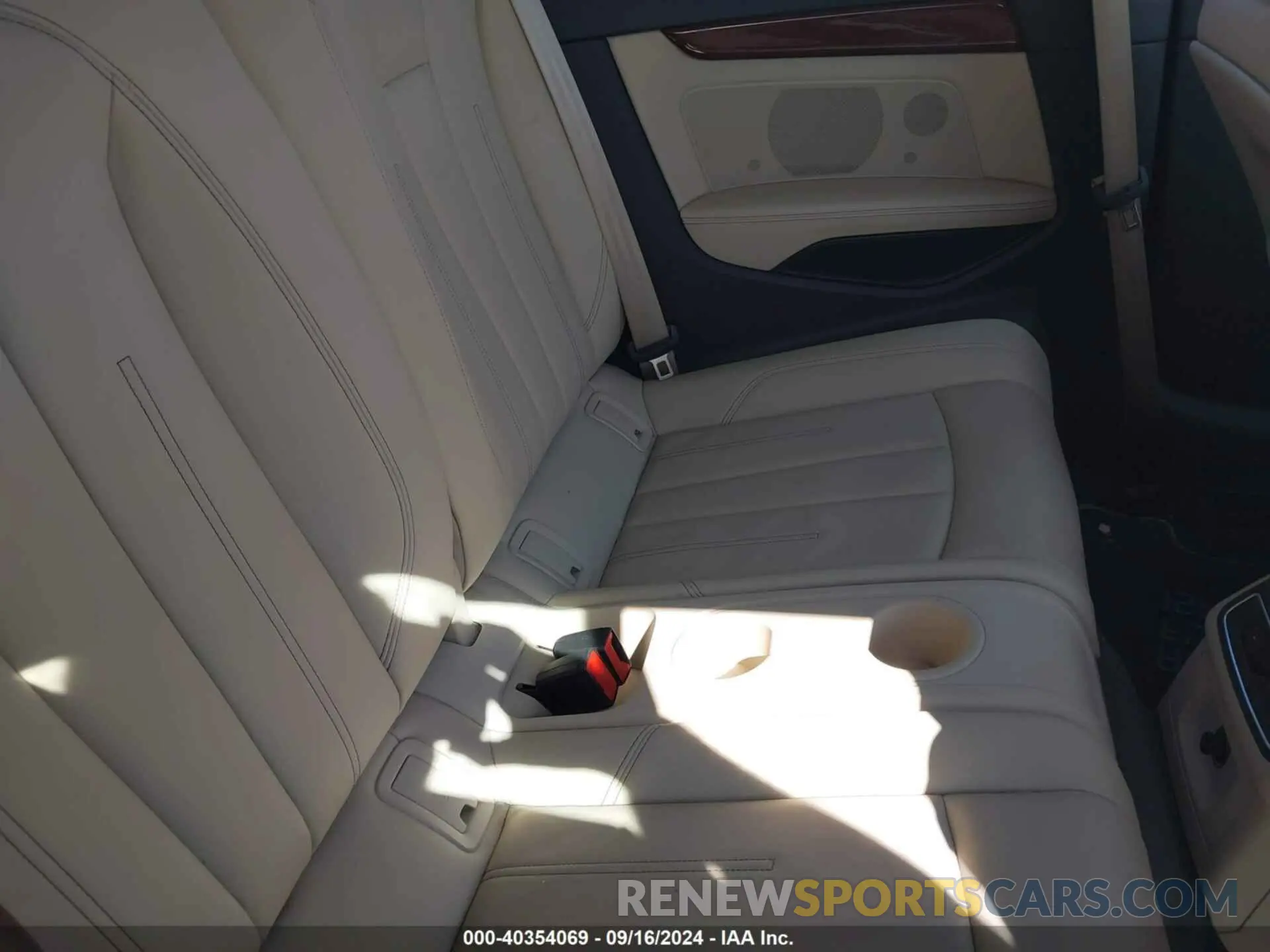 8 fotografías del automóvil dañado WAUWNGF57LN003389 AUDI A5 CABRIOLET 2020