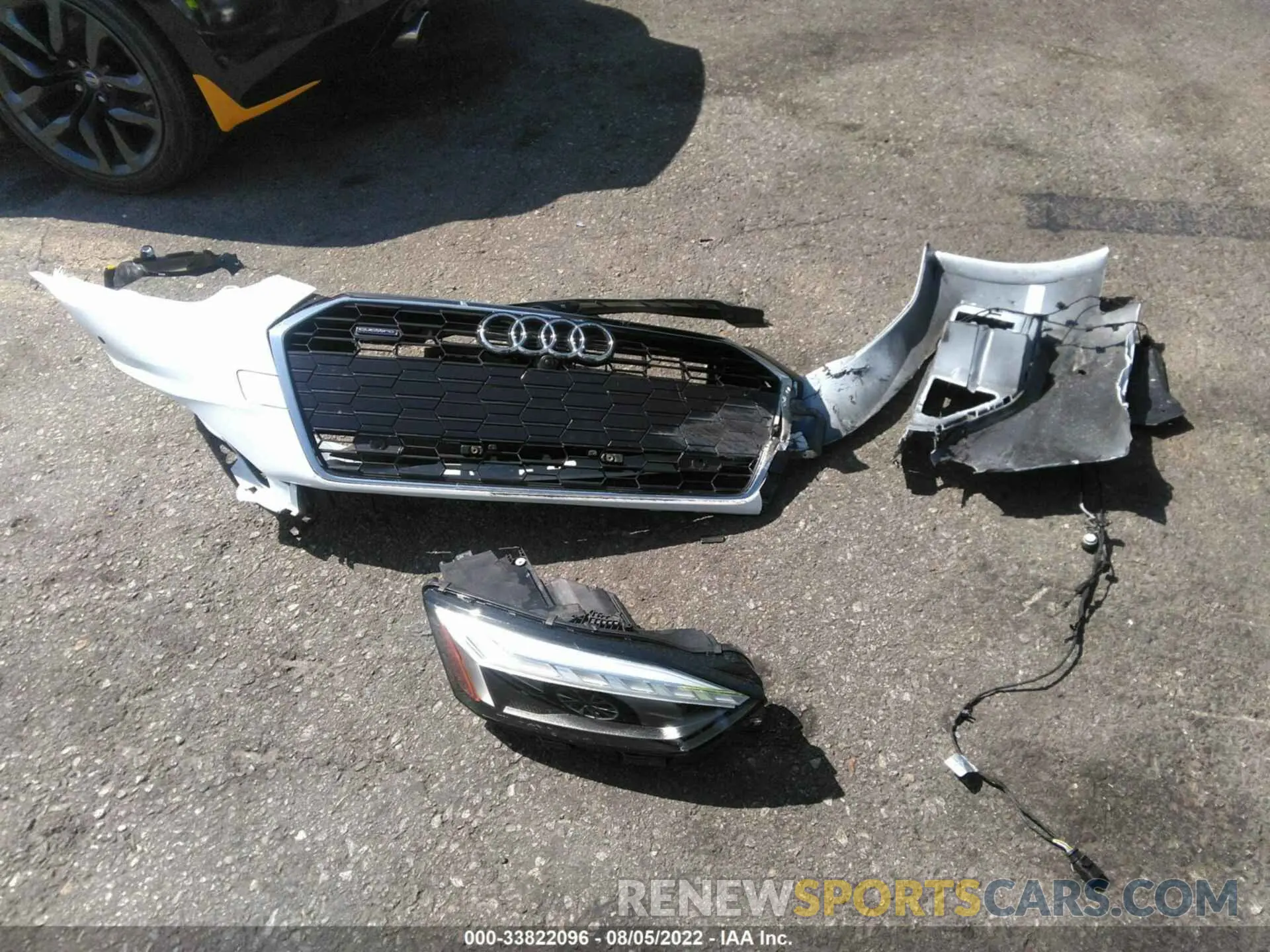12 fotografías del automóvil dañado WAUWAGF53NN005512 AUDI A5 CABRIOLET 2022