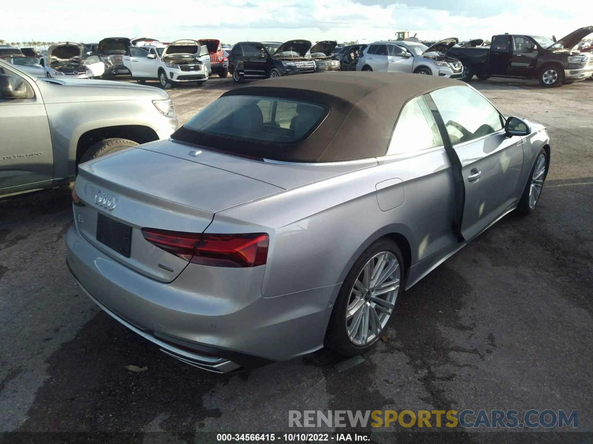 4 fotografías del automóvil dañado WAUYAGF51NN008305 AUDI A5 CABRIOLET 2022