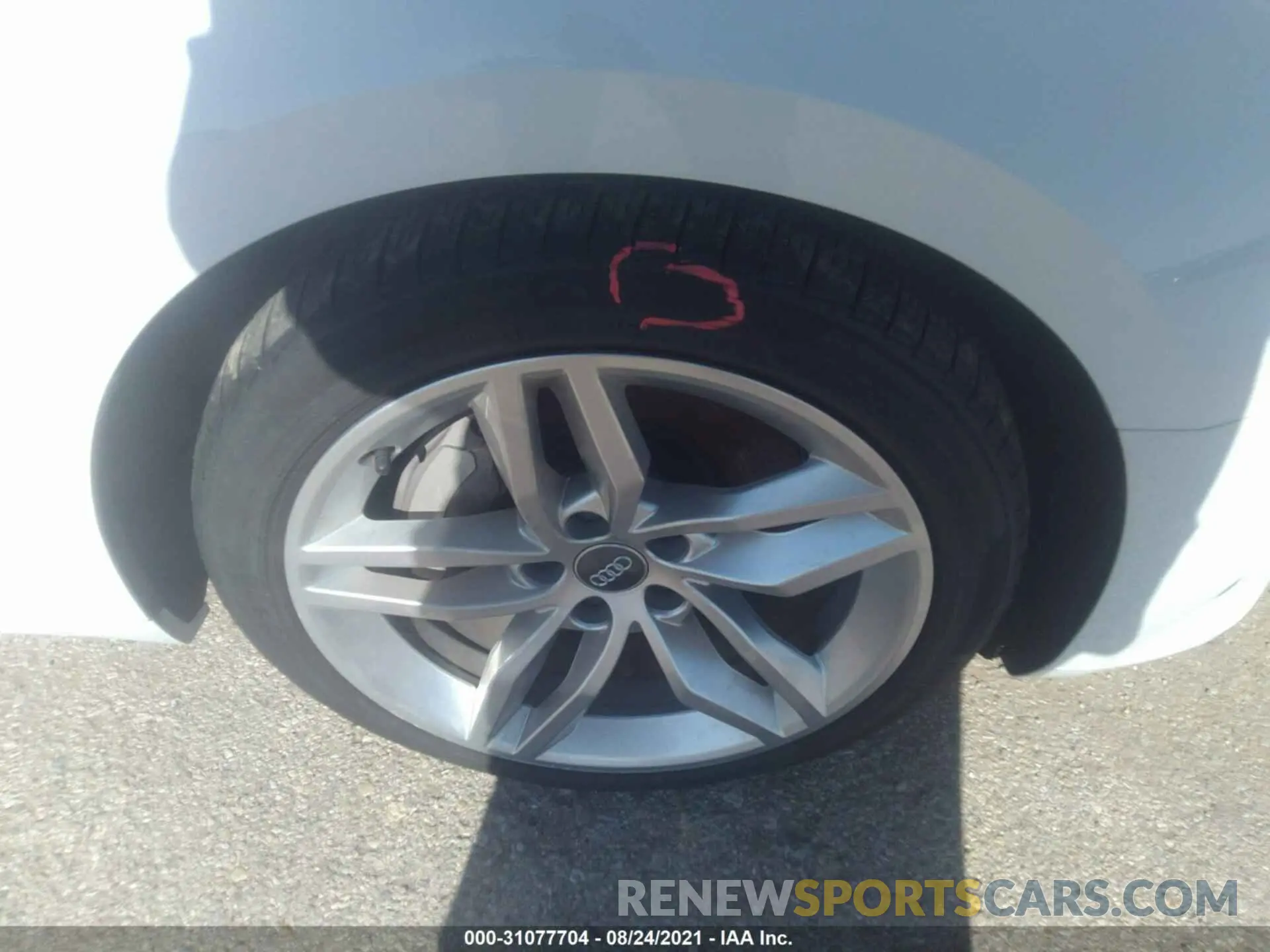 14 fotografías del automóvil dañado WAUBNCF57KA095777 AUDI A5 SPORTBACK 2019