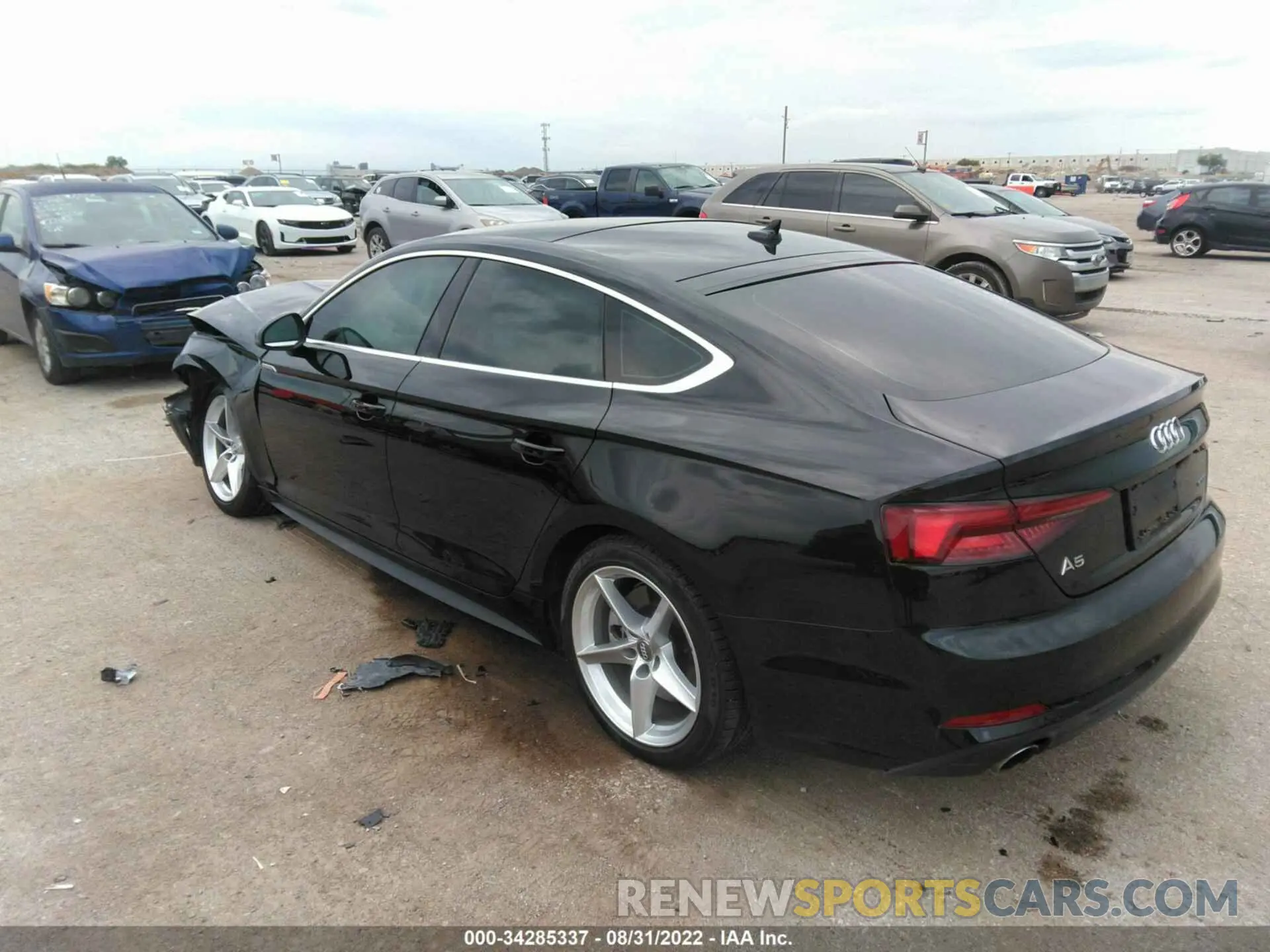 3 fotografías del automóvil dañado WAUDNCF58KA025424 AUDI A5 SPORTBACK 2019