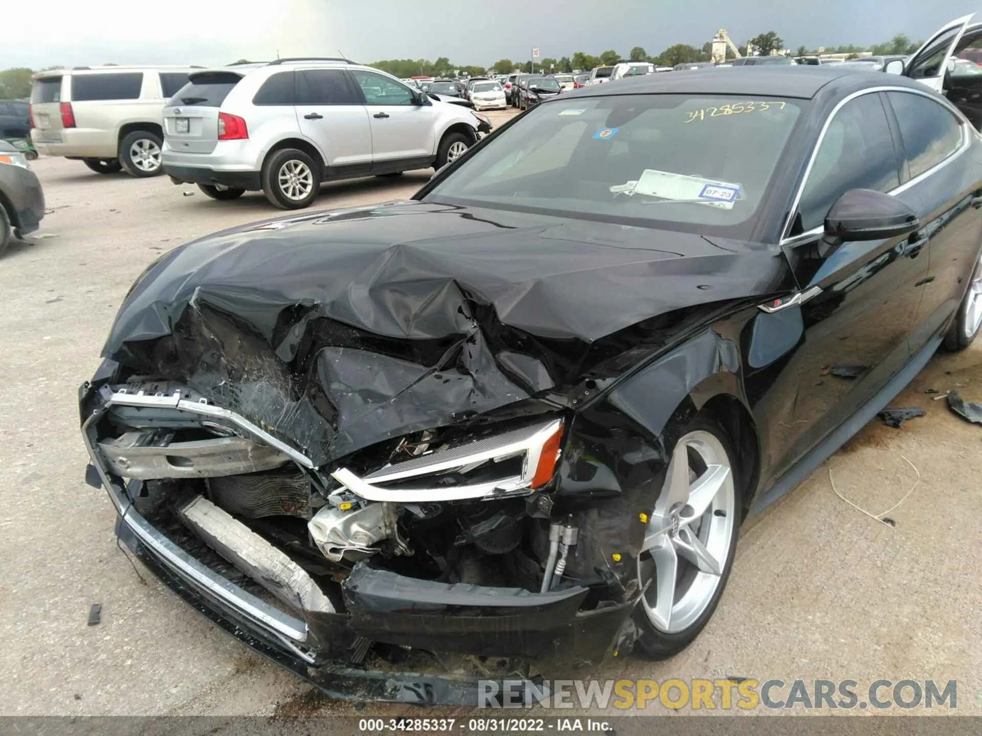 6 fotografías del automóvil dañado WAUDNCF58KA025424 AUDI A5 SPORTBACK 2019
