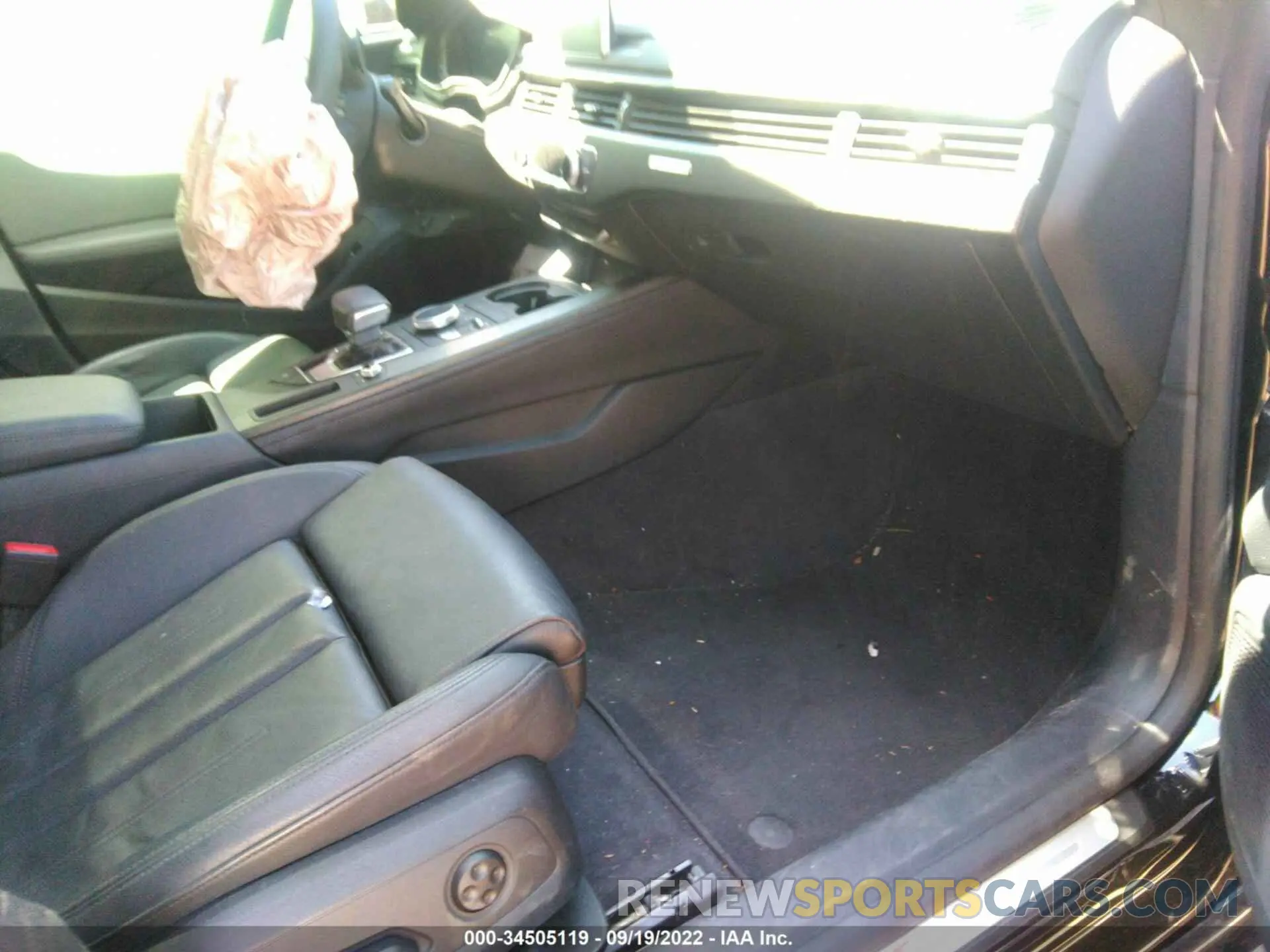 5 fotografías del automóvil dañado WAUENCF51KA025351 AUDI A5 SPORTBACK 2019