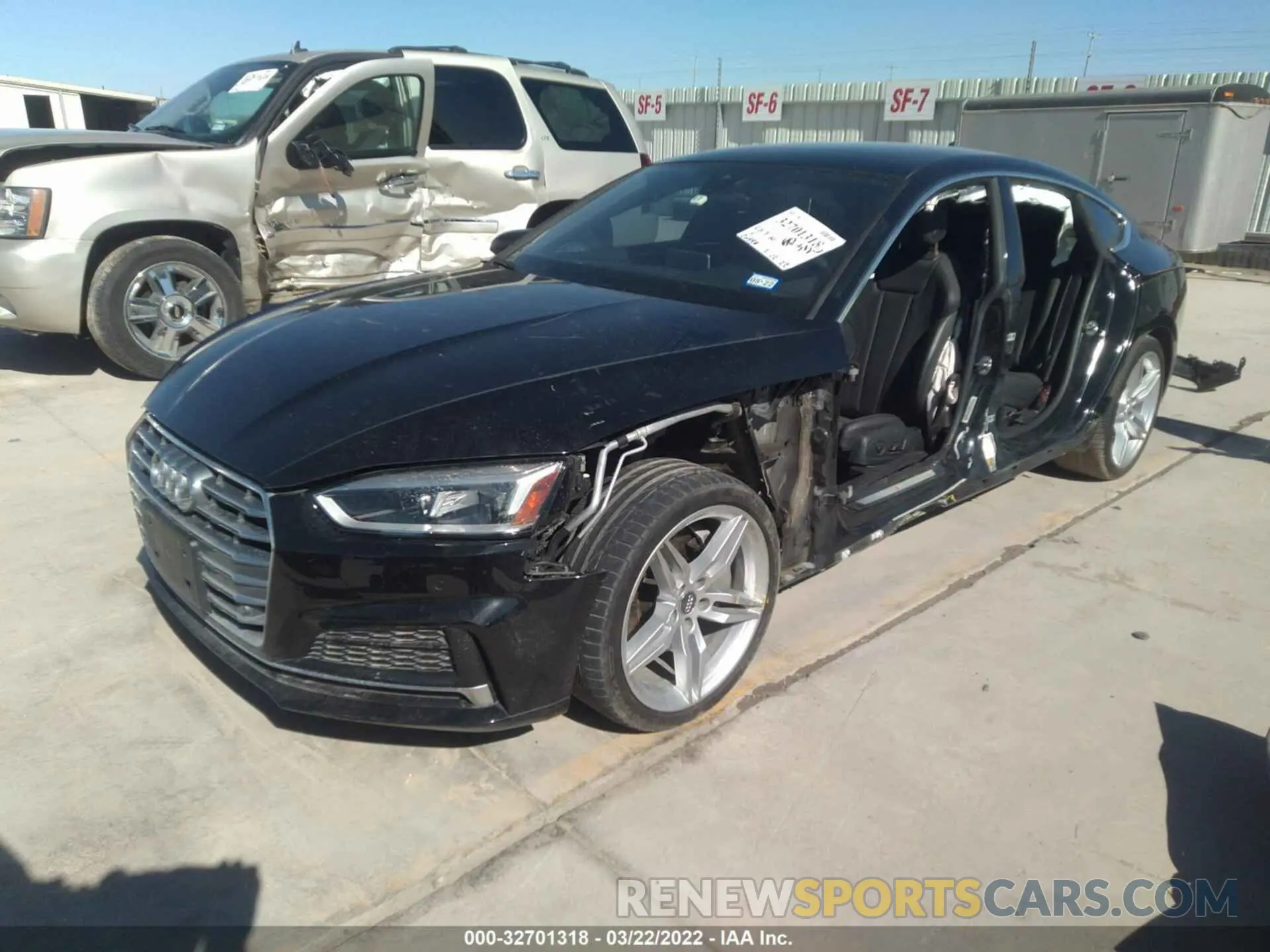 2 fotografías del automóvil dañado WAUENCF52KA046306 AUDI A5 SPORTBACK 2019