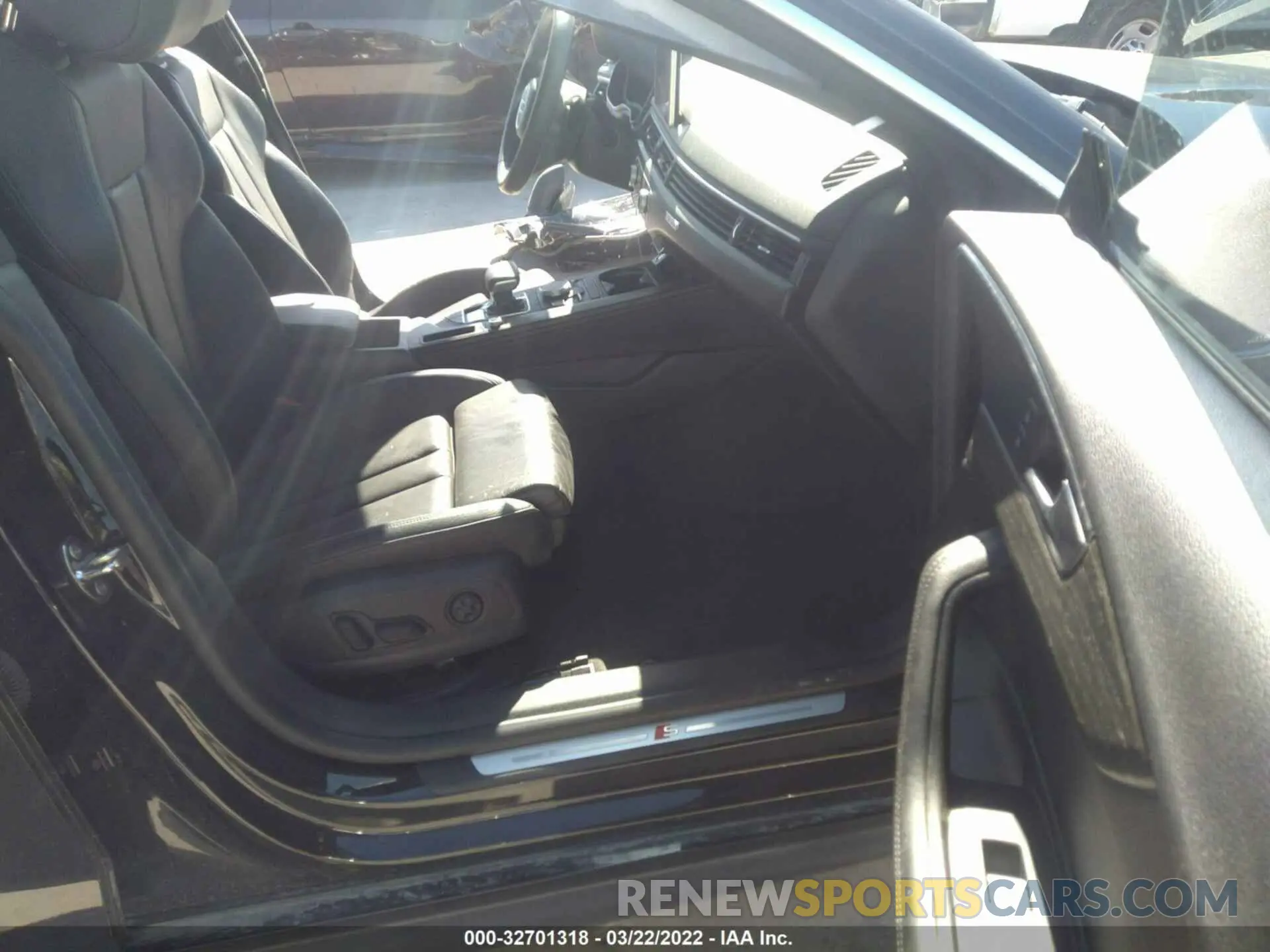 5 fotografías del automóvil dañado WAUENCF52KA046306 AUDI A5 SPORTBACK 2019