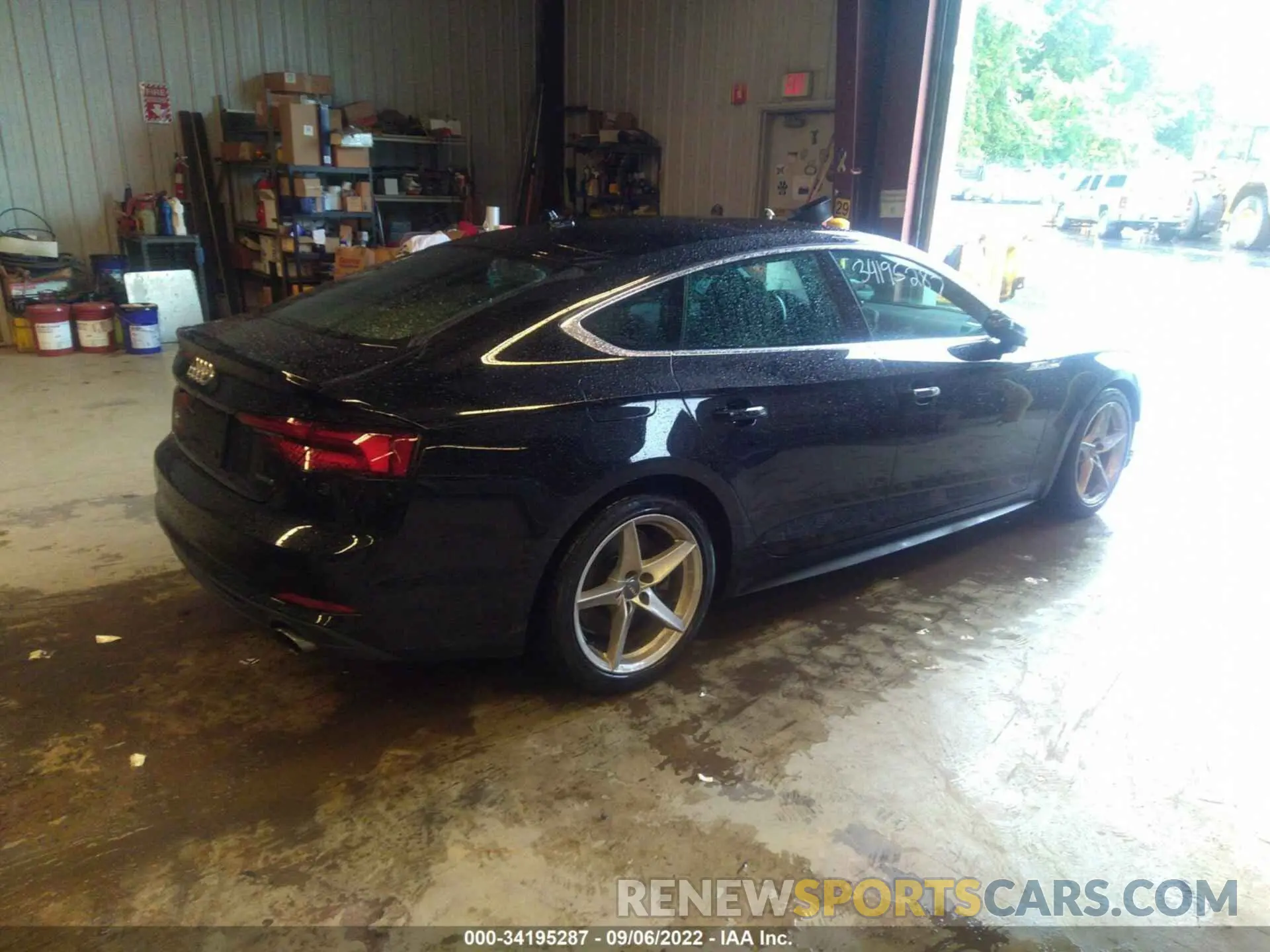 4 fotografías del automóvil dañado WAUENCF57KA043823 AUDI A5 SPORTBACK 2019