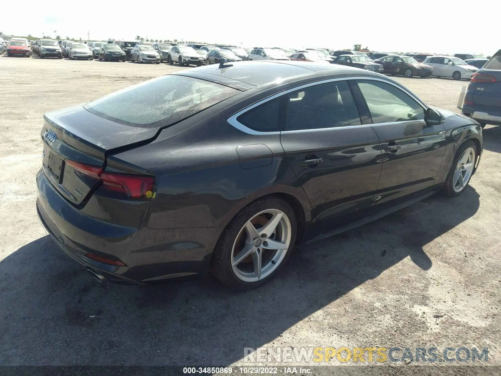 4 fotografías del automóvil dañado WAUENCF57KA048942 AUDI A5 SPORTBACK 2019