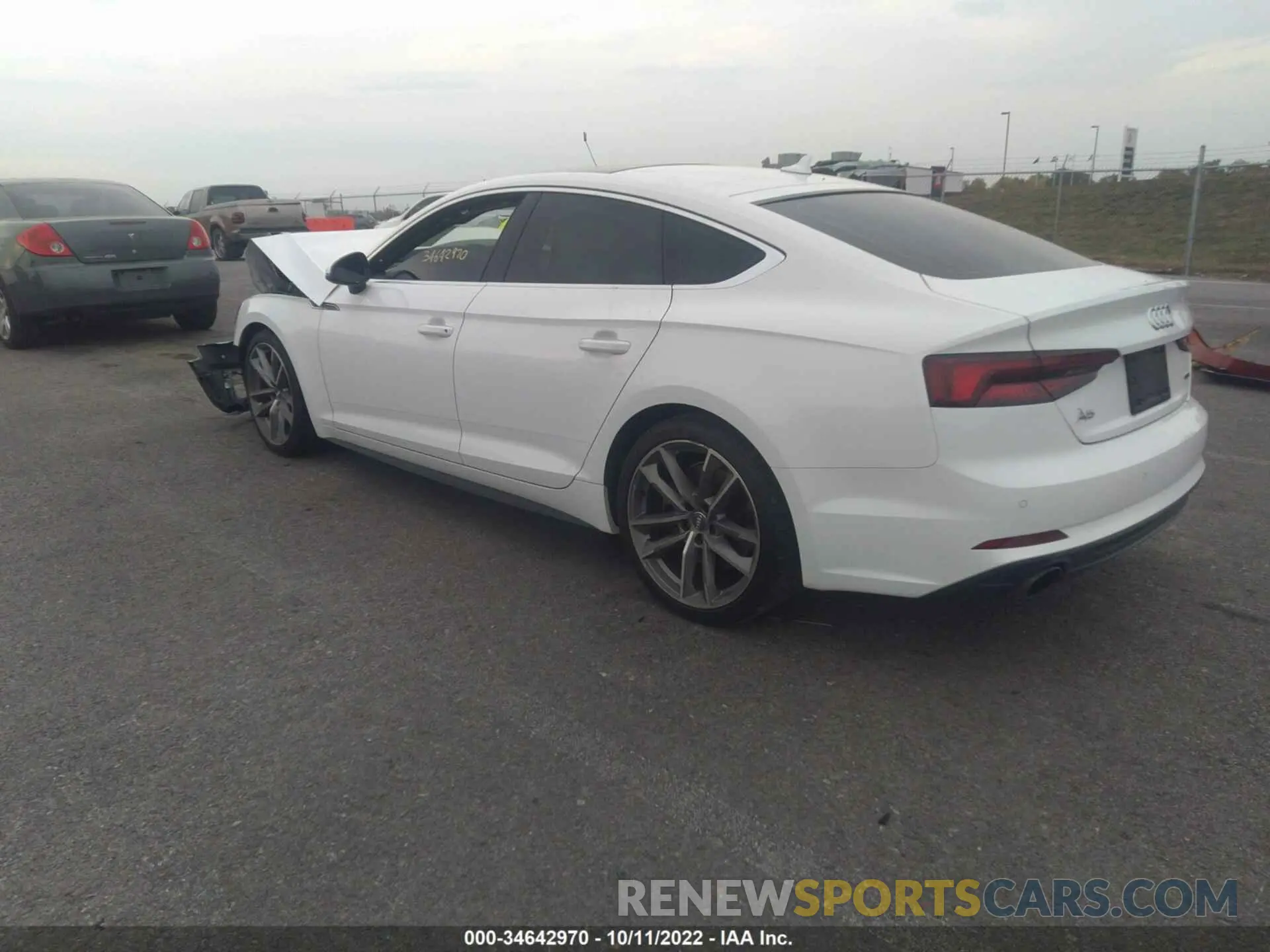 3 fotografías del automóvil dañado WAUENCF58KA024195 AUDI A5 SPORTBACK 2019