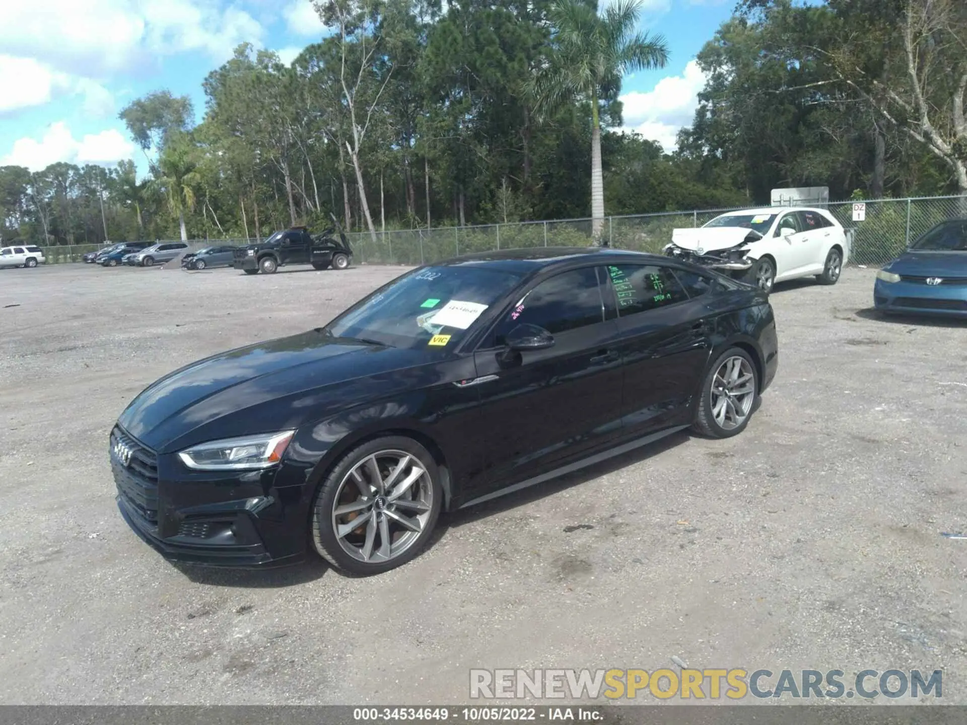 2 fotografías del automóvil dañado WAUFNCF51KA016332 AUDI A5 SPORTBACK 2019