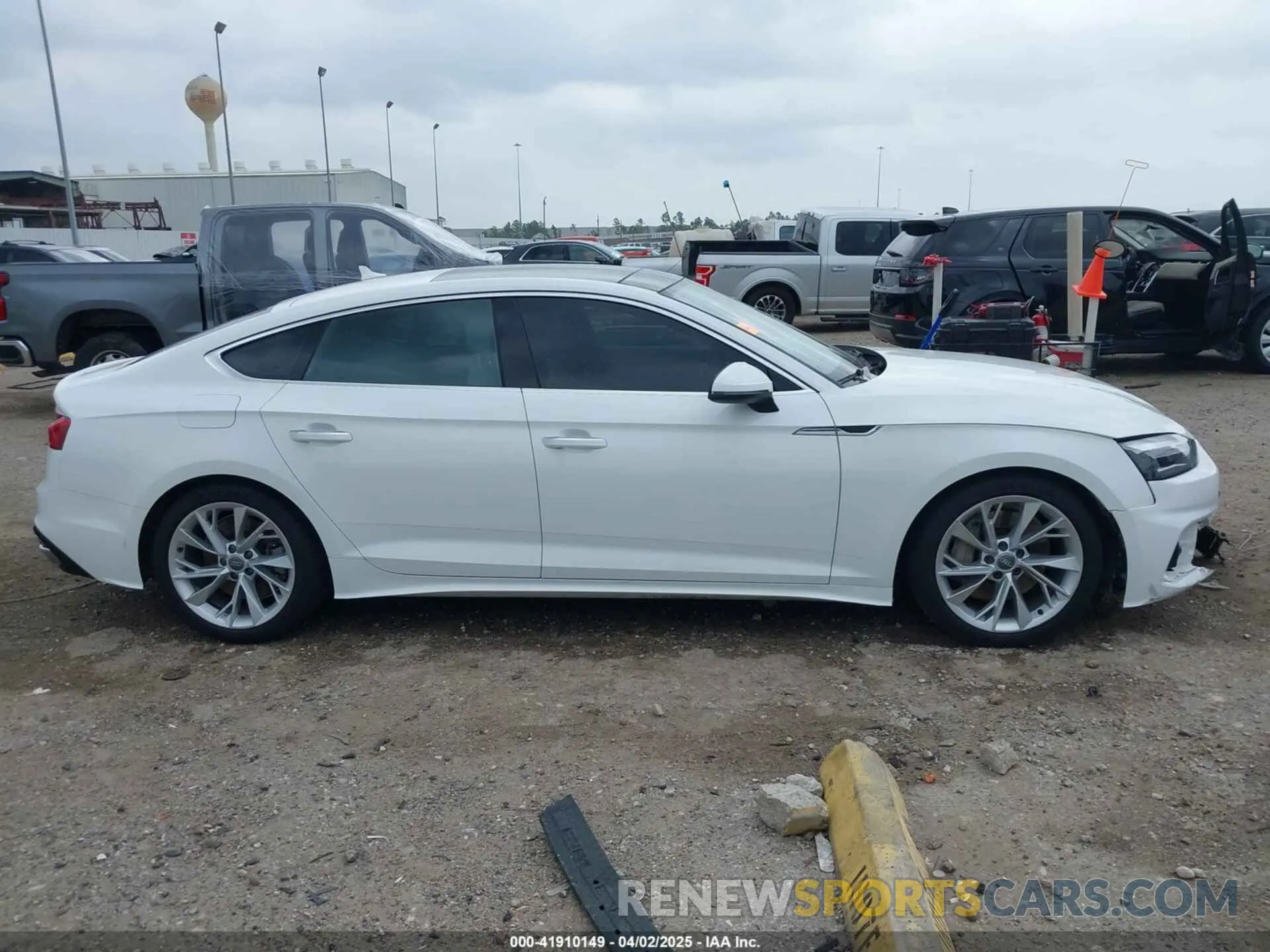 13 fotografías del automóvil dañado WAUANCF58LA005971 AUDI A5 SPORTBACK 2020