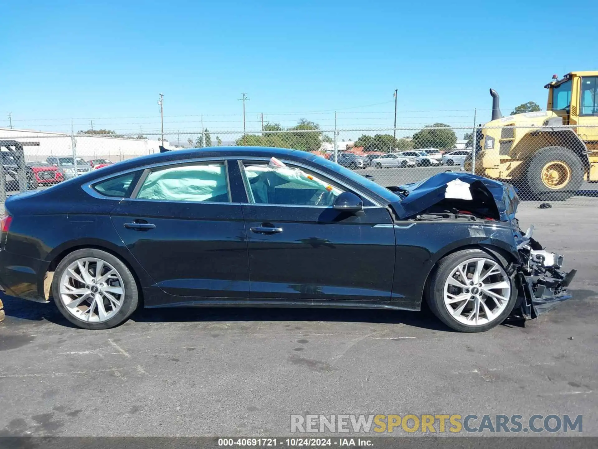 12 fotografías del automóvil dañado WAUABCF52MA026437 AUDI A5 SPORTBACK 2021