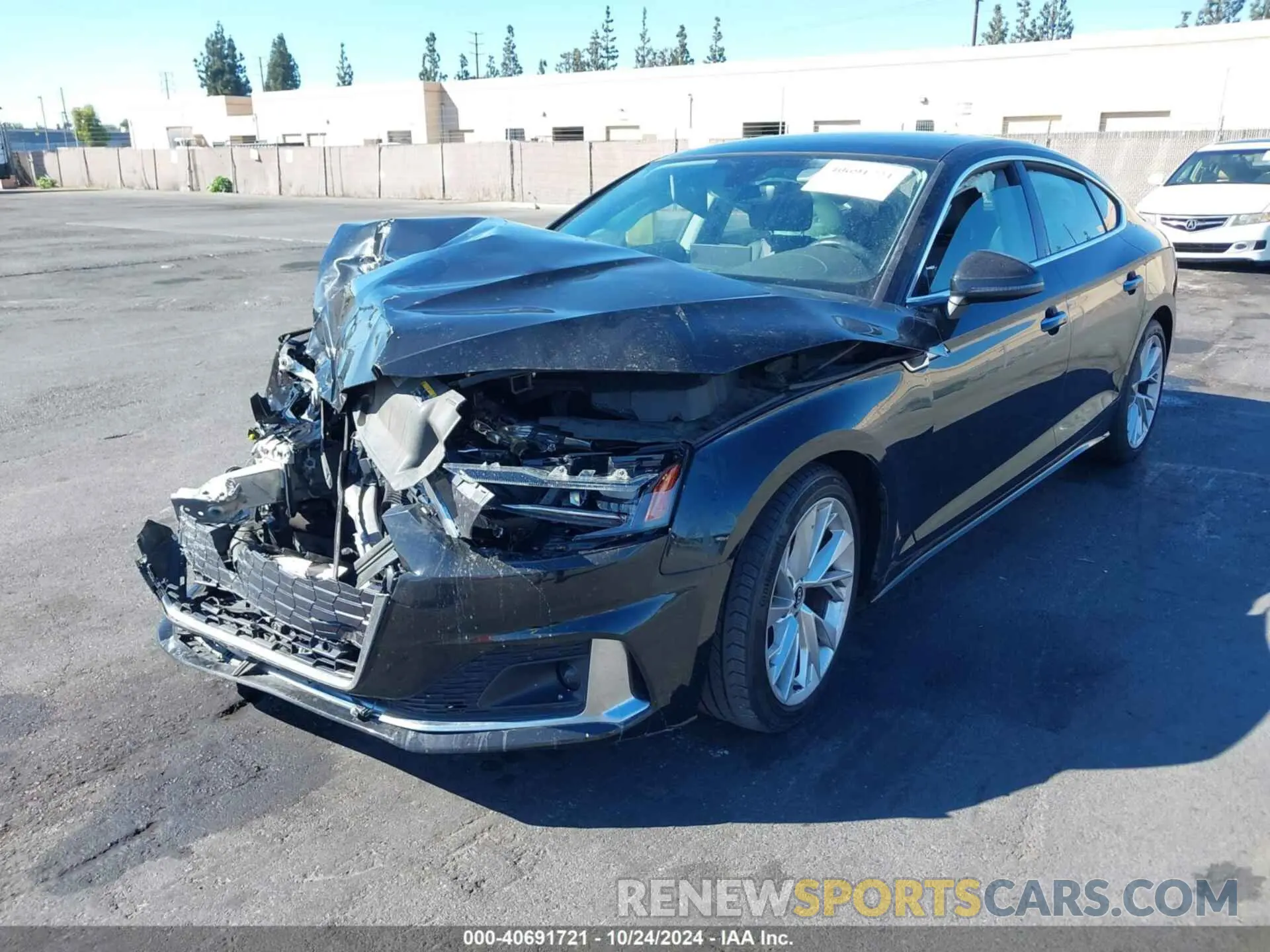 2 fotografías del automóvil dañado WAUABCF52MA026437 AUDI A5 SPORTBACK 2021