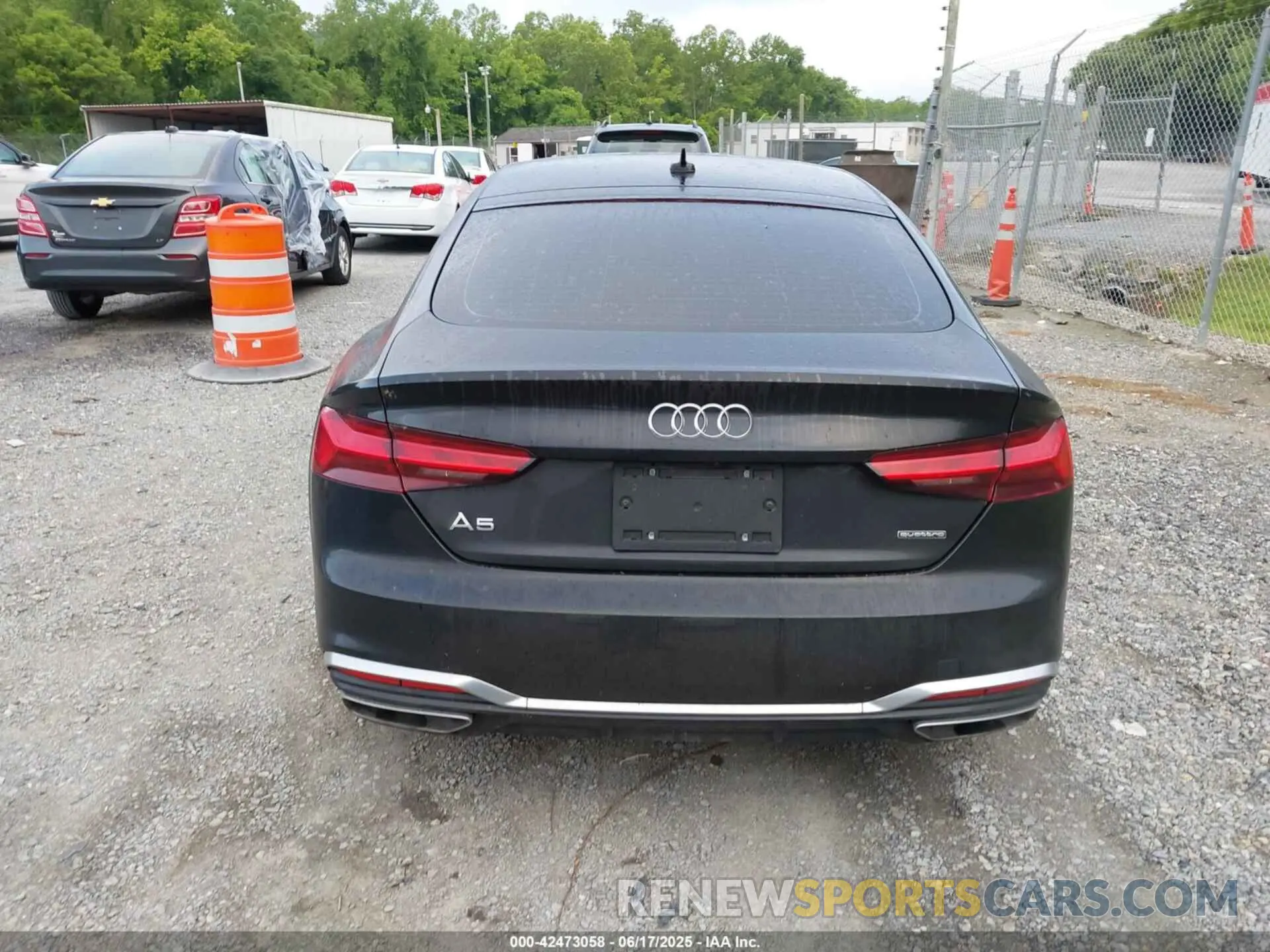 16 fotografías del automóvil dañado WAUDACF53MA059334 AUDI A5 SPORTBACK 2021