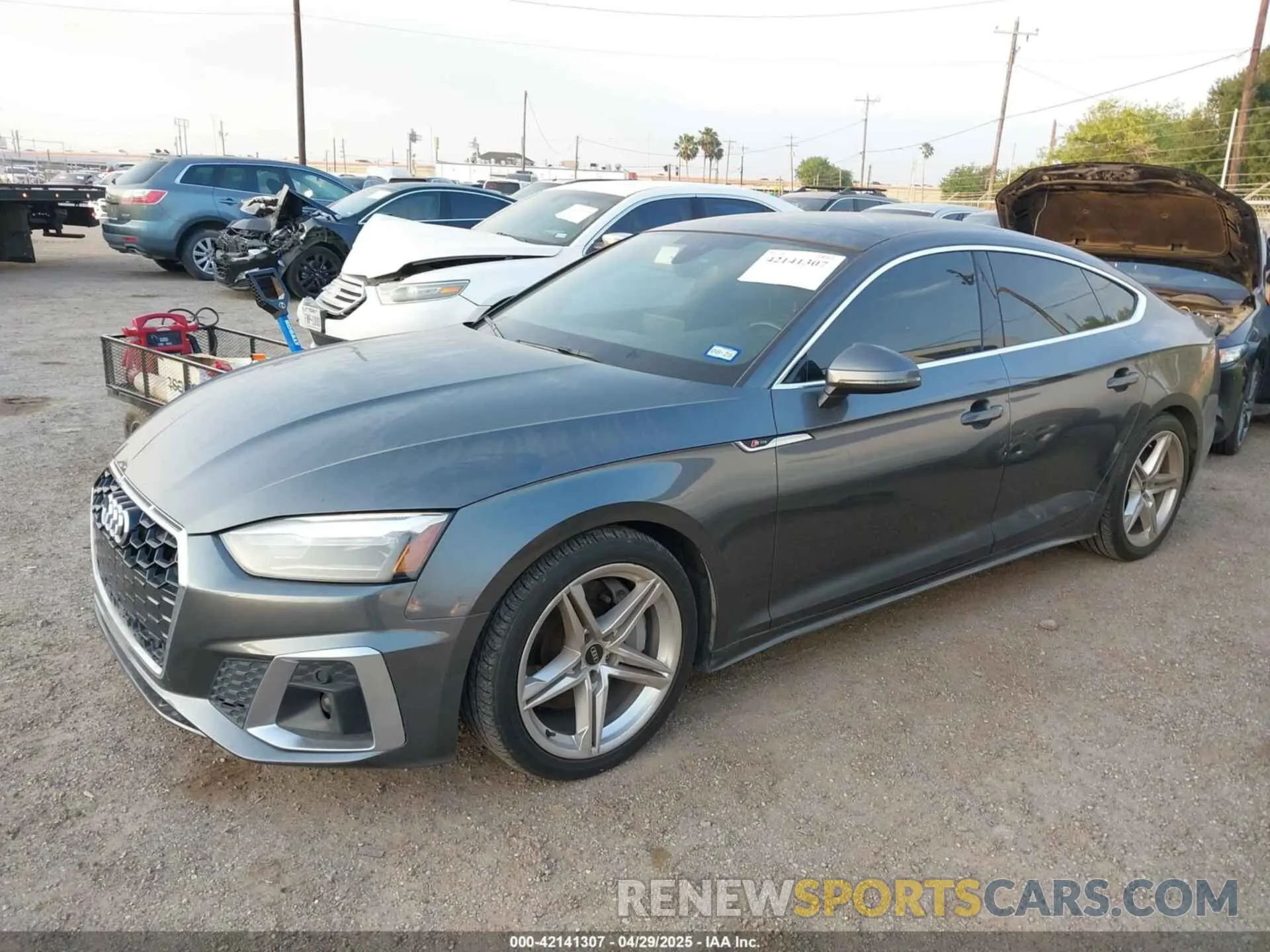2 fotografías del automóvil dañado WAUDACF54MA057382 AUDI A5 SPORTBACK 2021
