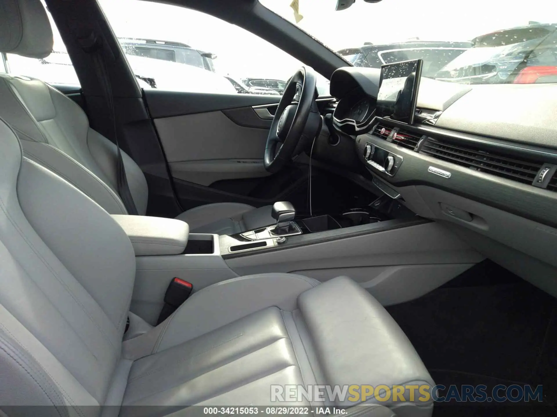5 fotografías del automóvil dañado WAUDACF55MA013004 AUDI A5 SPORTBACK 2021
