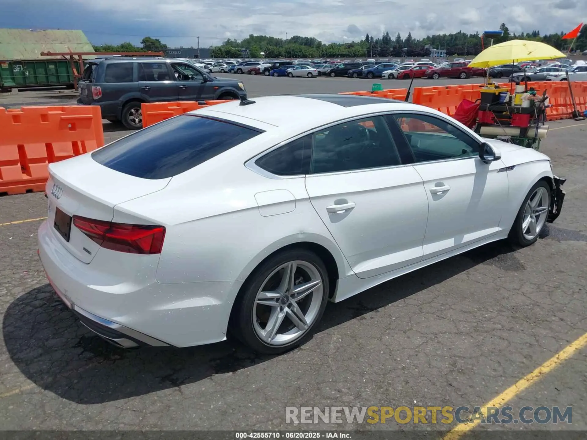 4 fotografías del automóvil dañado WAUDACF55MA020955 AUDI A5 SPORTBACK 2021
