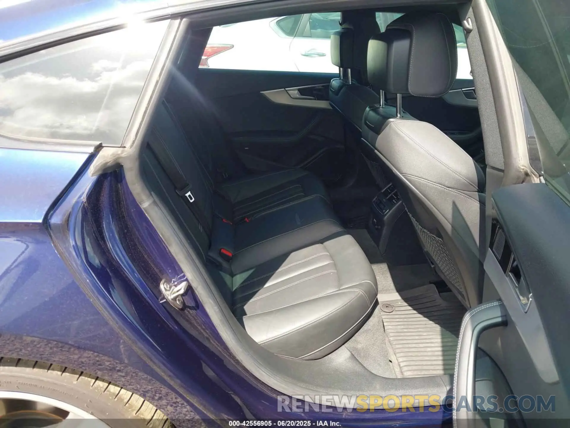 8 fotografías del automóvil dañado WAUEACF53MA003365 AUDI A5 SPORTBACK 2021