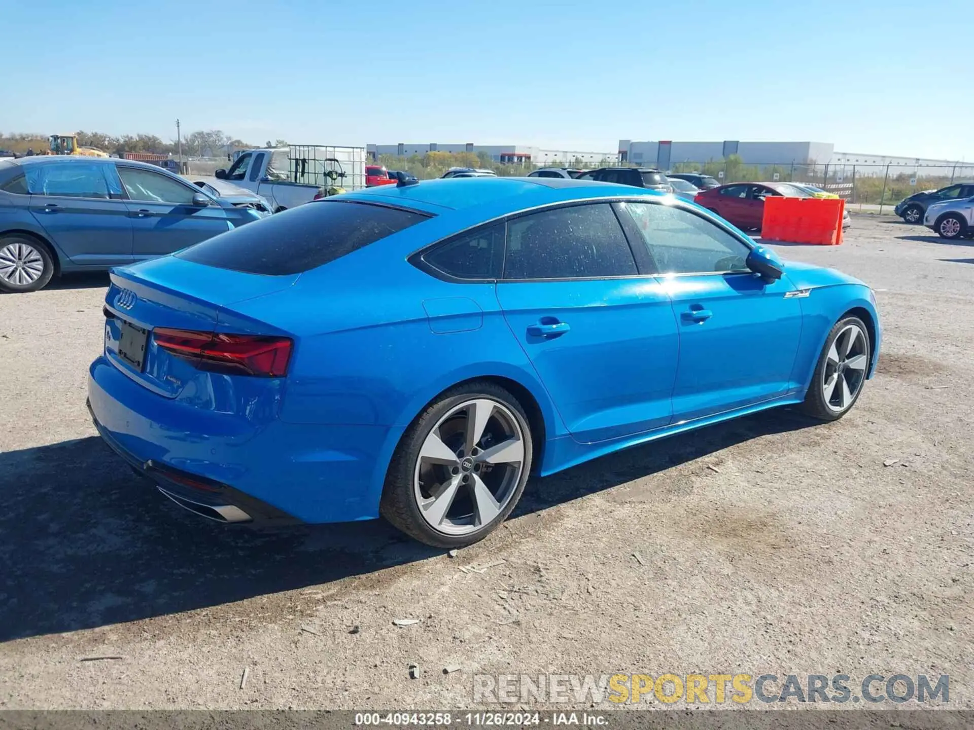4 fotografías del automóvil dañado WAUFACF51MA042587 AUDI A5 SPORTBACK 2021
