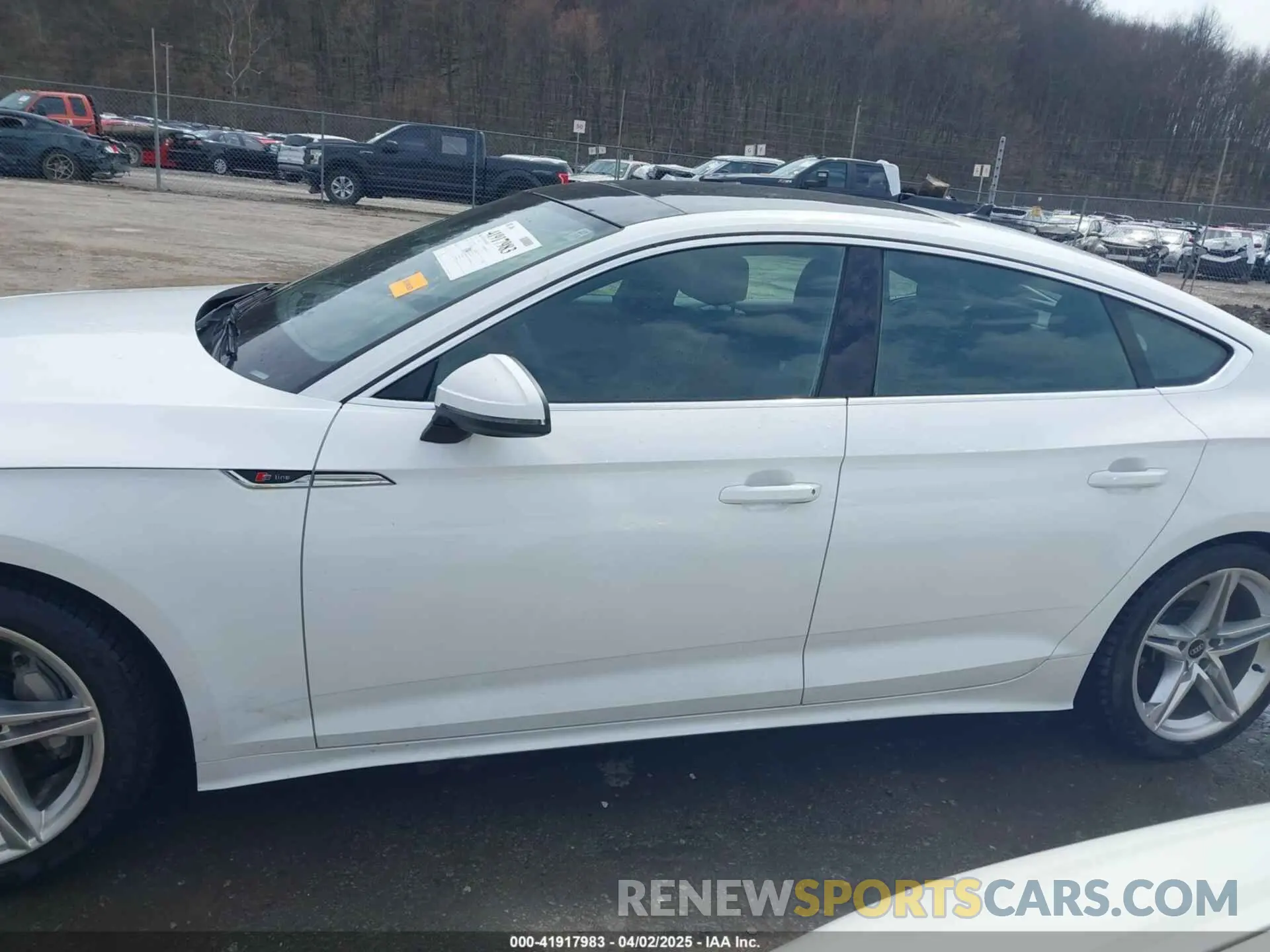 15 fotografías del automóvil dañado WAUFACF52MA032229 AUDI A5 SPORTBACK 2021