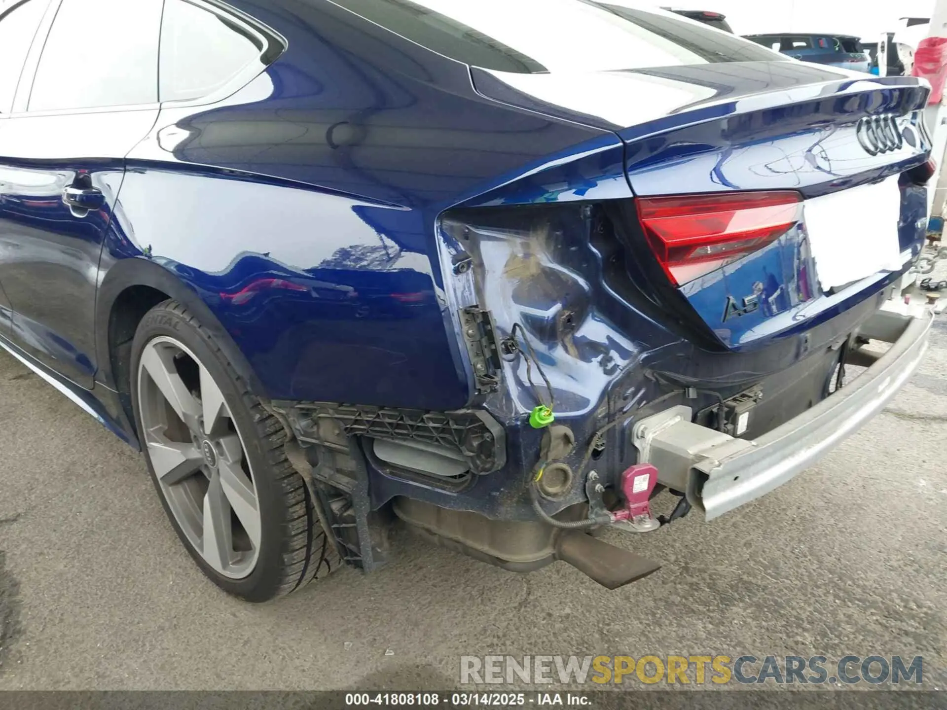 22 fotografías del automóvil dañado WAUFACF52MA062945 AUDI A5 SPORTBACK 2021