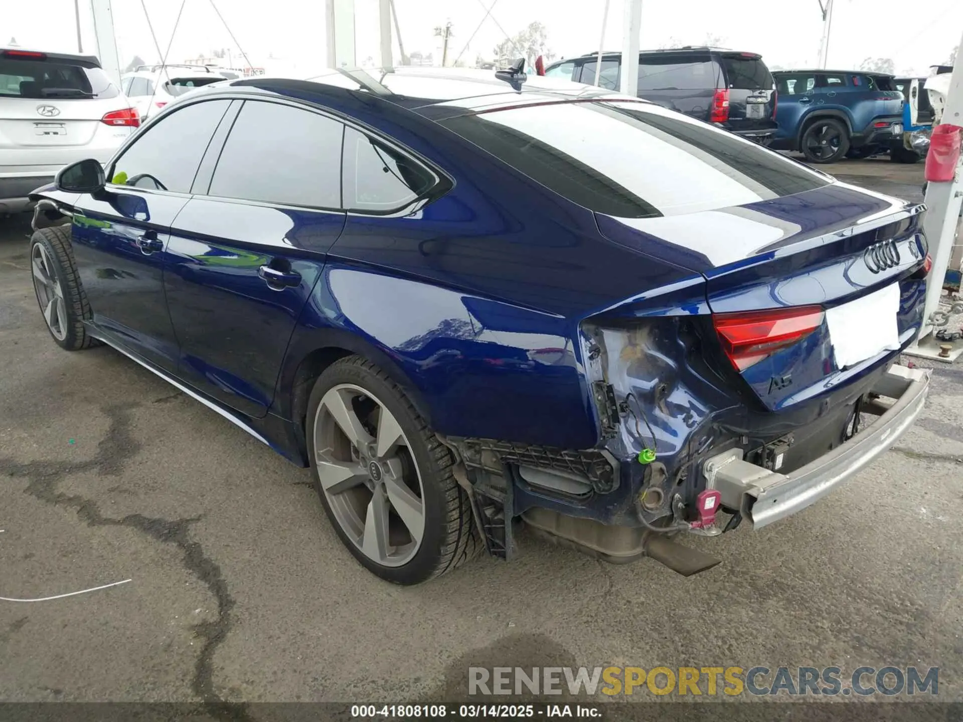 3 fotografías del automóvil dañado WAUFACF52MA062945 AUDI A5 SPORTBACK 2021