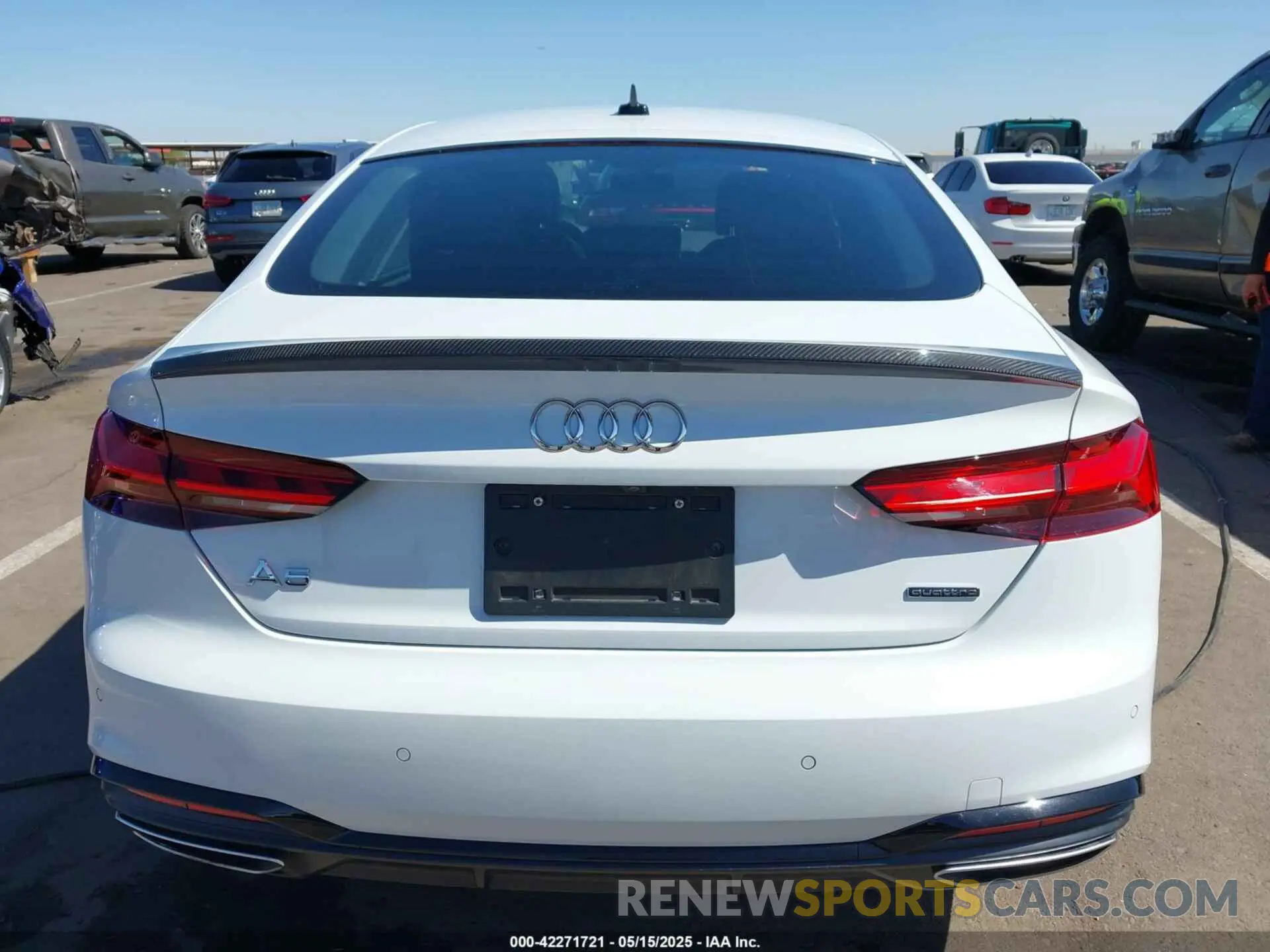 16 fotografías del automóvil dañado WAUFACF57MA050550 AUDI A5 SPORTBACK 2021