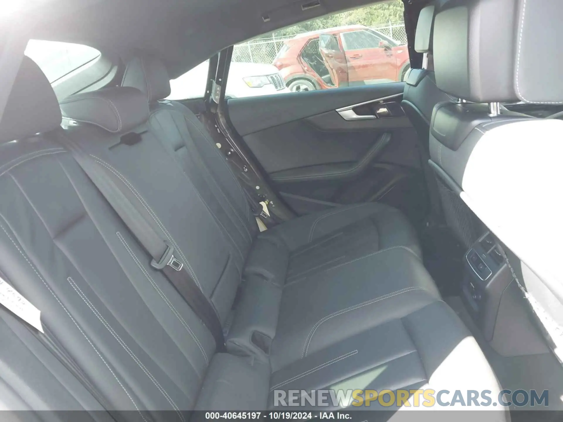 8 fotografías del automóvil dañado WAUFACF5XMA050302 AUDI A5 SPORTBACK 2021
