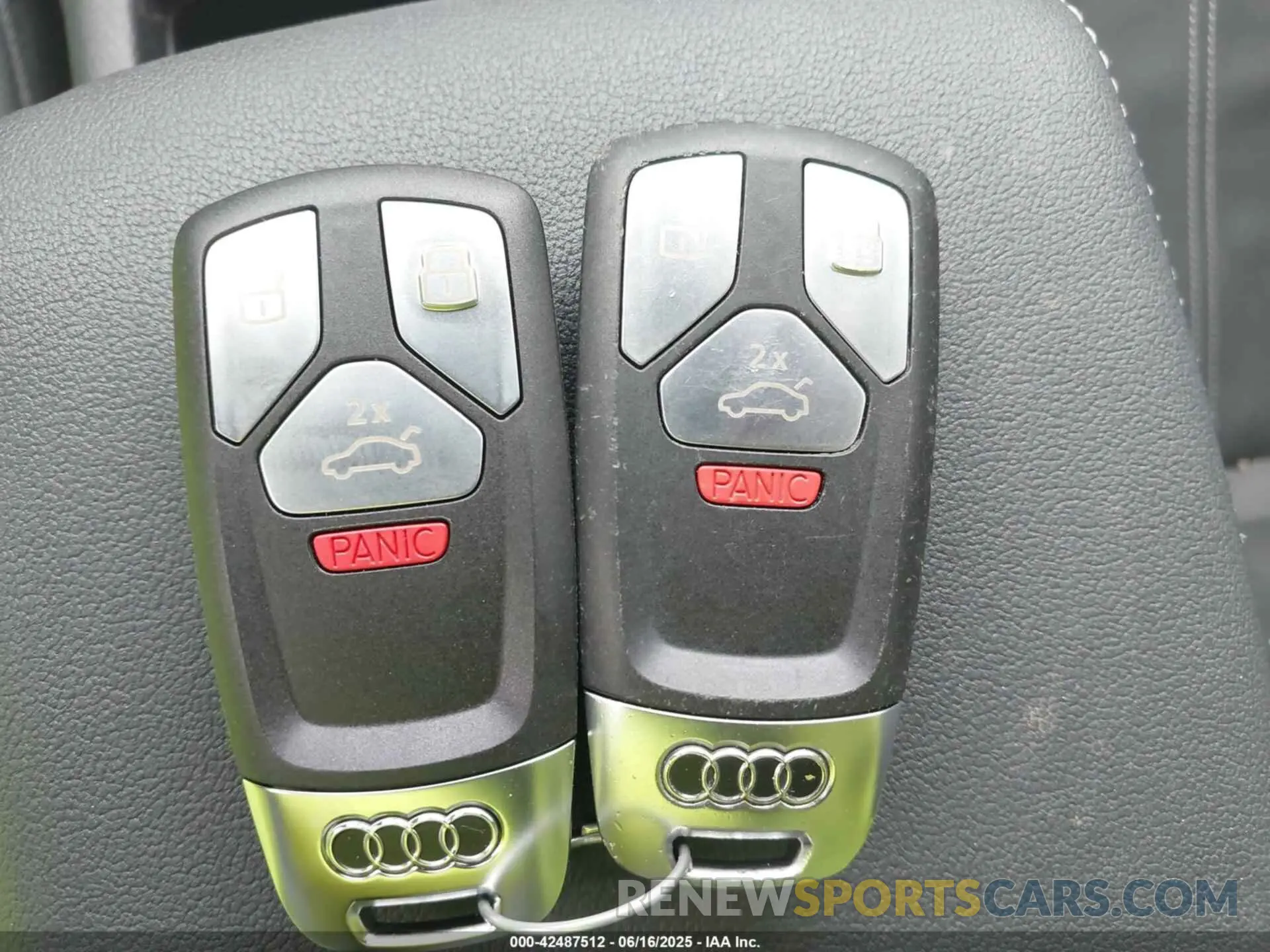 11 fotografías del automóvil dañado WAUABCF55NA006068 AUDI A5 SPORTBACK 2022