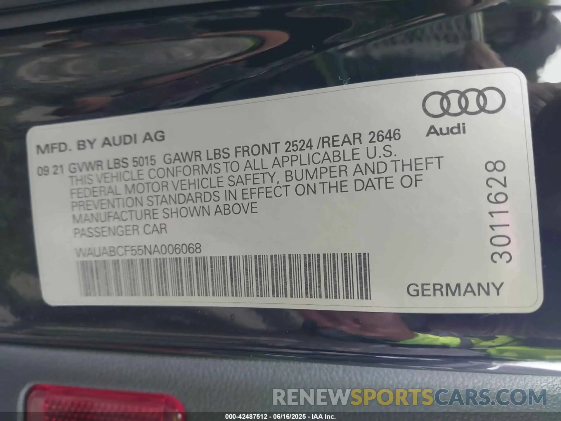 9 fotografías del automóvil dañado WAUABCF55NA006068 AUDI A5 SPORTBACK 2022