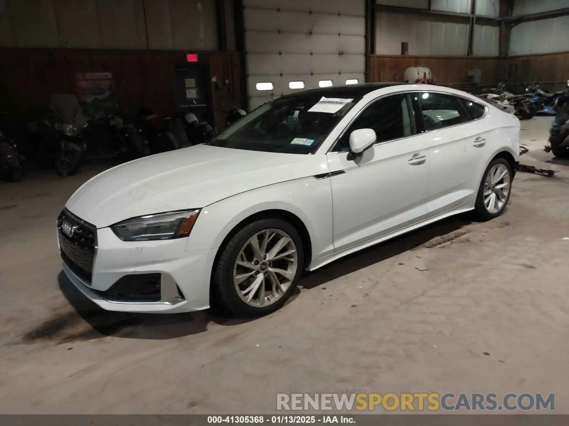 2 fotografías del automóvil dañado WAUABCF57NA034633 AUDI A5 SPORTBACK 2022