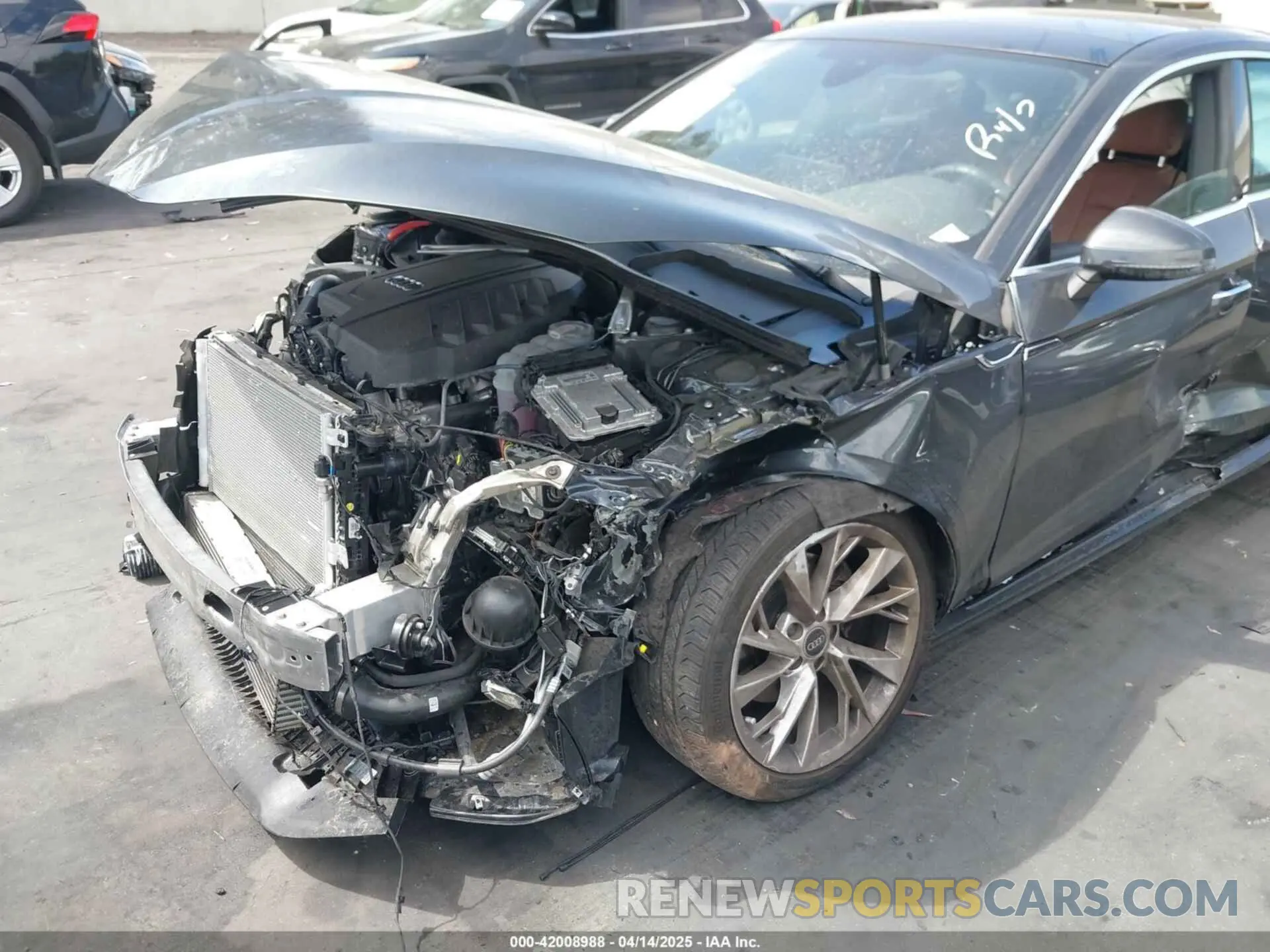 20 fotografías del automóvil dañado WAUABCF59NA009989 AUDI A5 SPORTBACK 2022