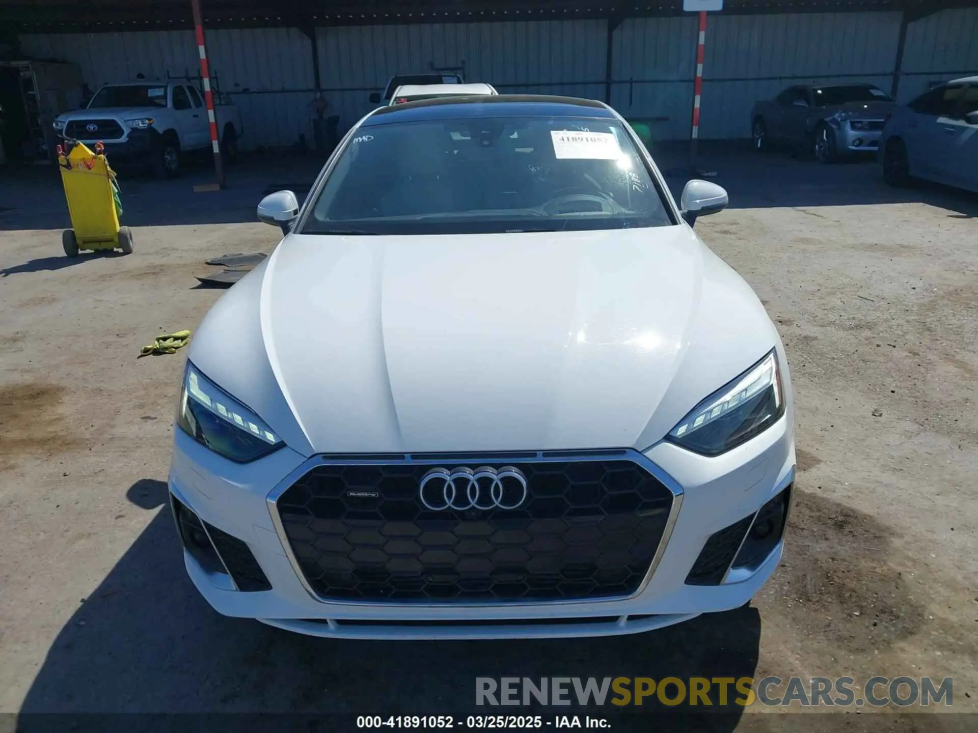12 fotografías del automóvil dañado WAUEACF53NA008020 AUDI A5 SPORTBACK 2022