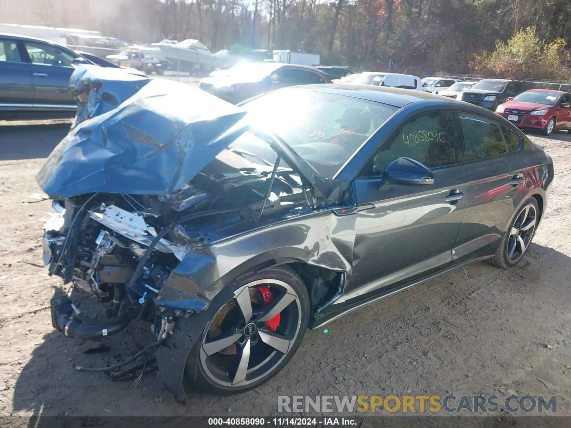 2 fotografías del automóvil dañado WAUEACF55NA019388 AUDI A5 SPORTBACK 2022