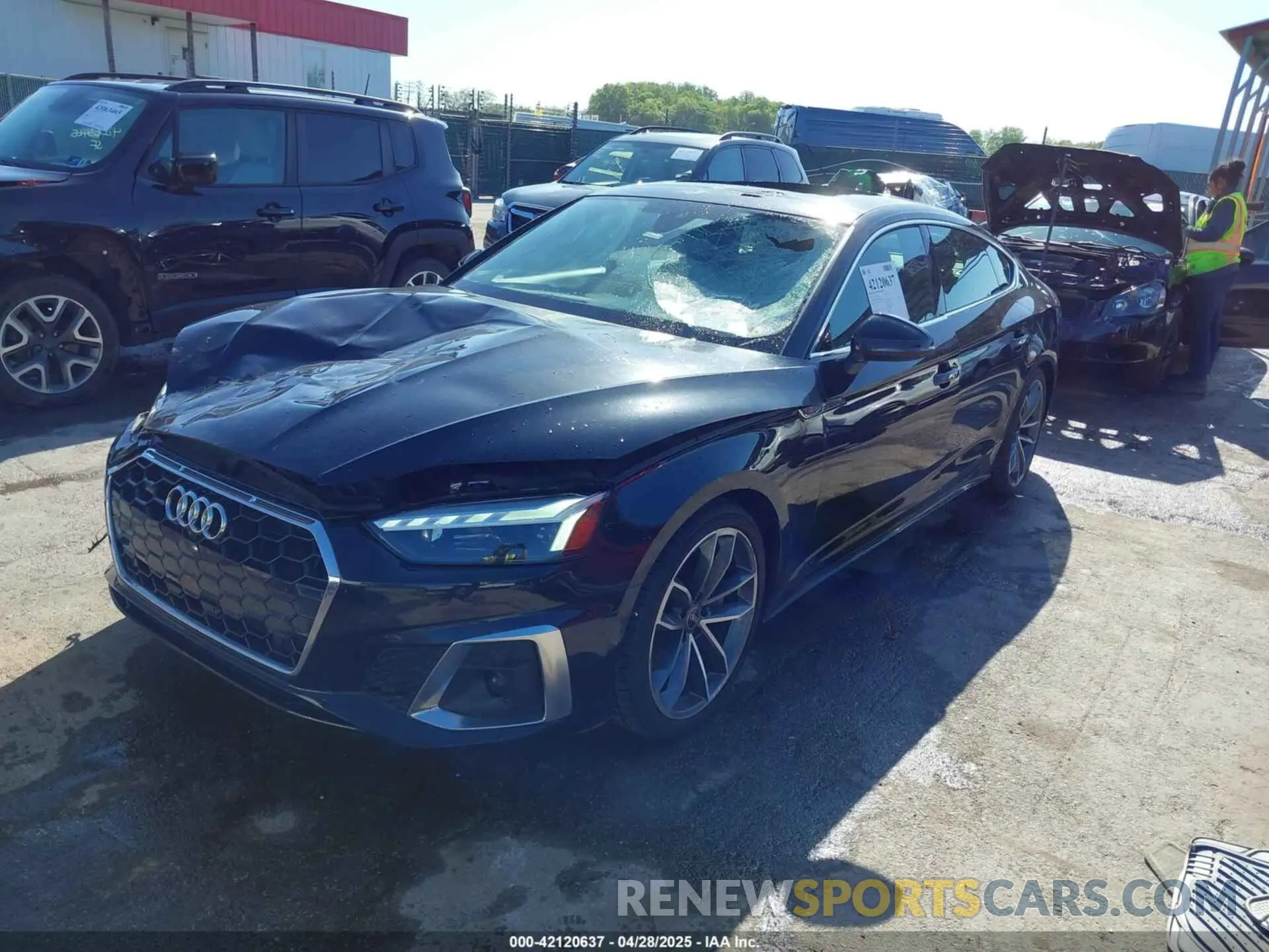 2 fotografías del automóvil dañado WAUFACF5XNA015812 AUDI A5 SPORTBACK 2022