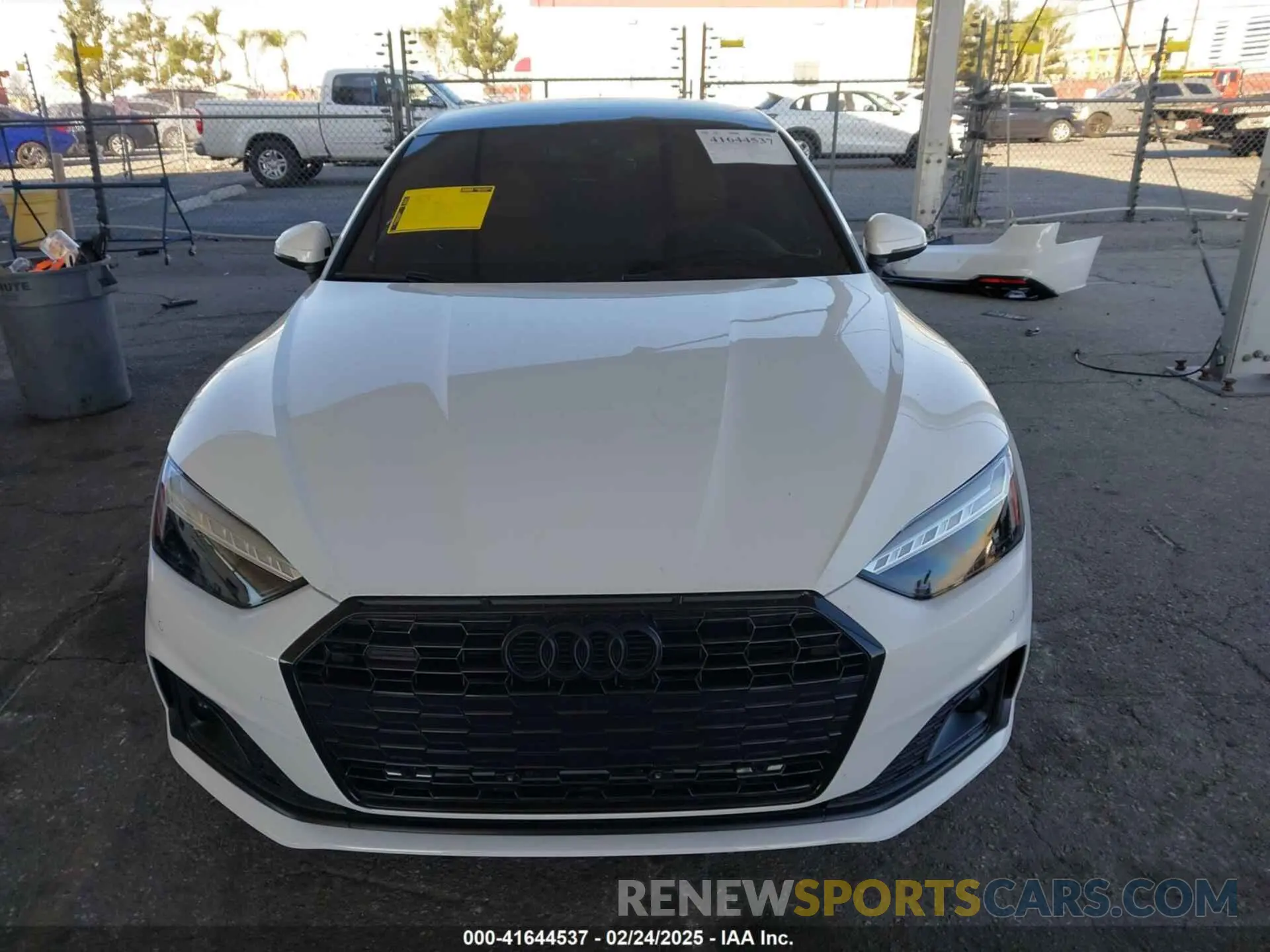13 fotografías del automóvil dañado WAUABCF5XPA056452 AUDI A5 SPORTBACK 2023